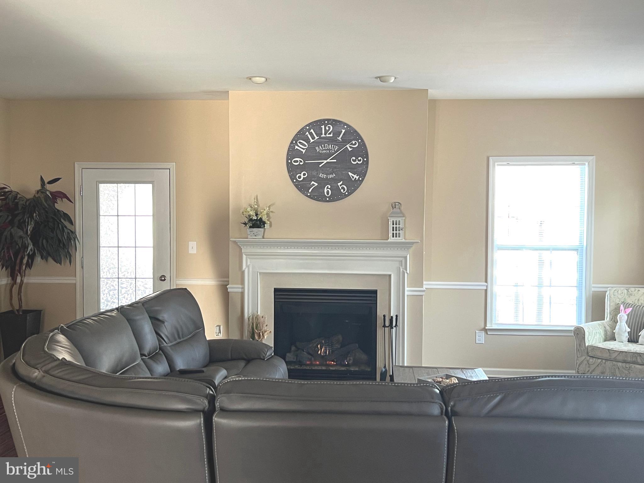 SUMMERCREST - Residential