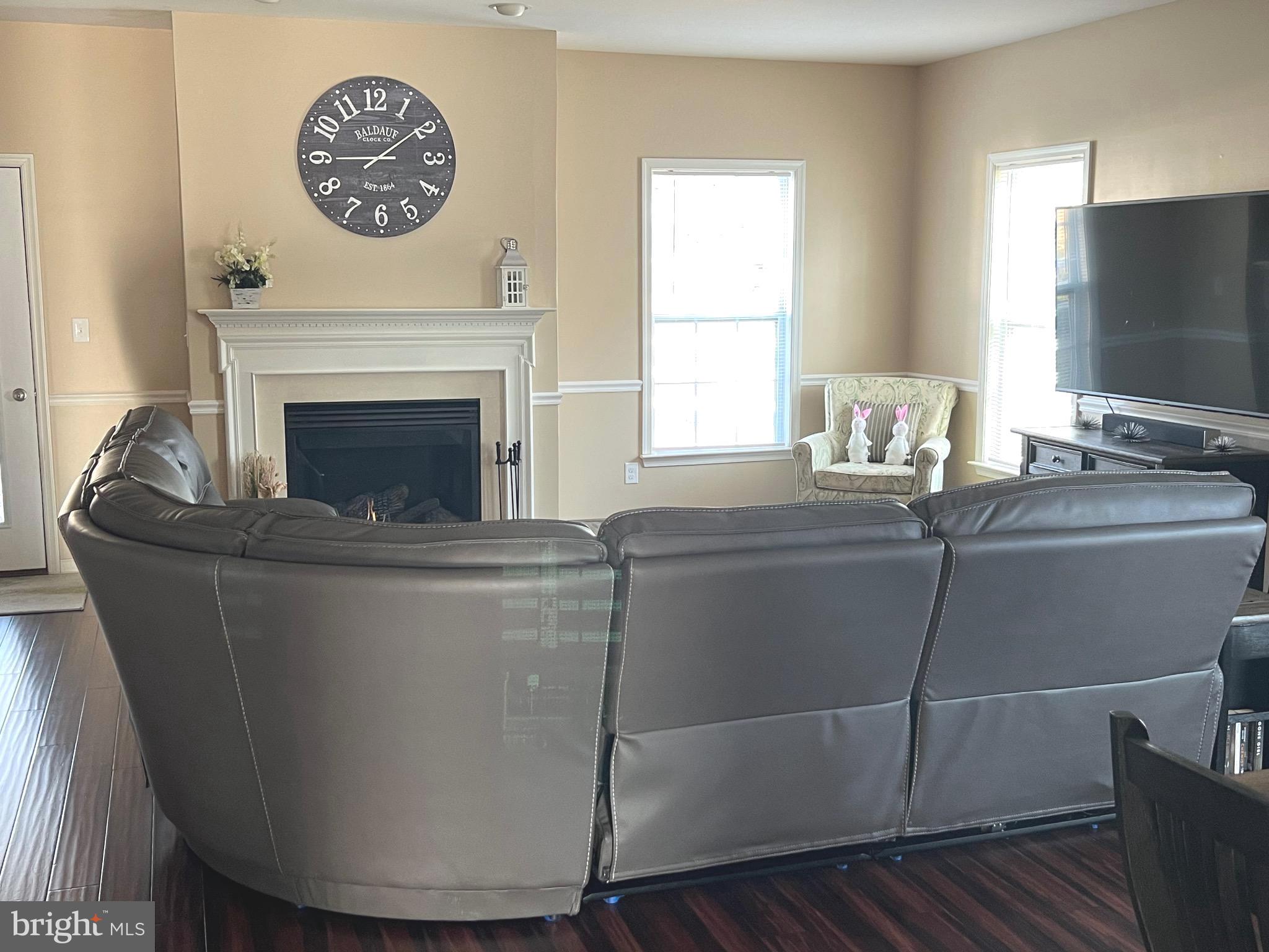 SUMMERCREST - Residential