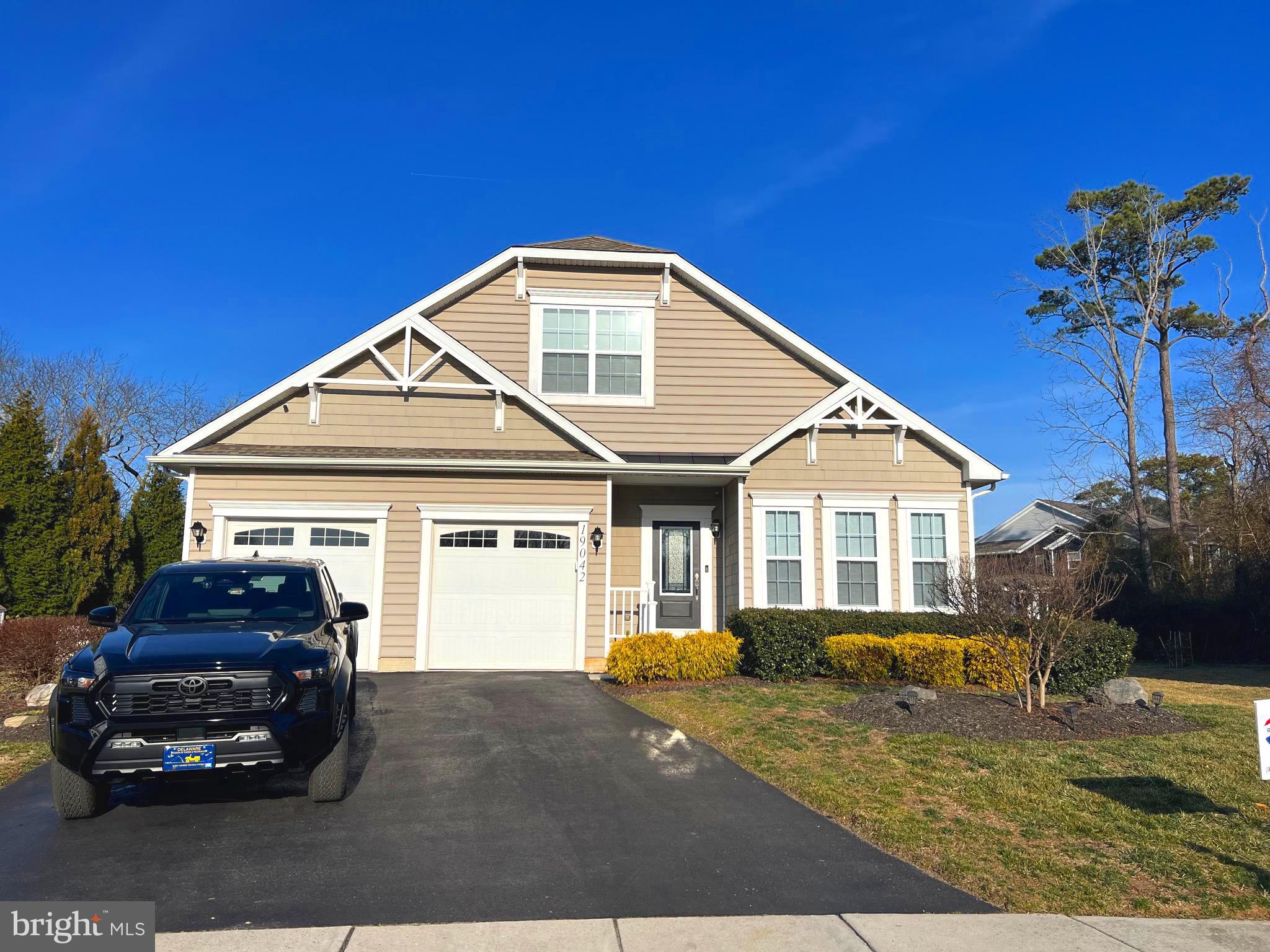 SUMMERCREST - Residential