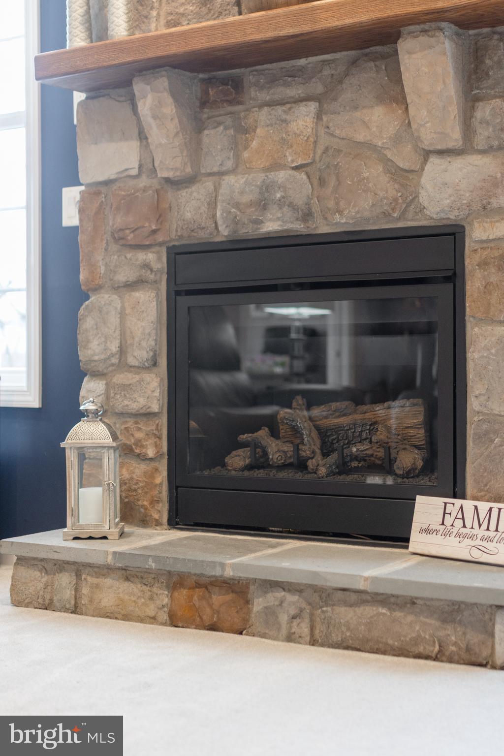 PARADISE HILLS - Residential