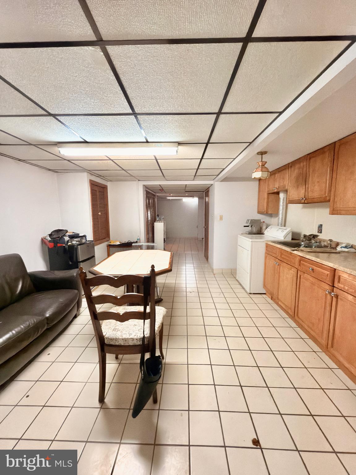 LOWER MOYAMENSING - Residential Income