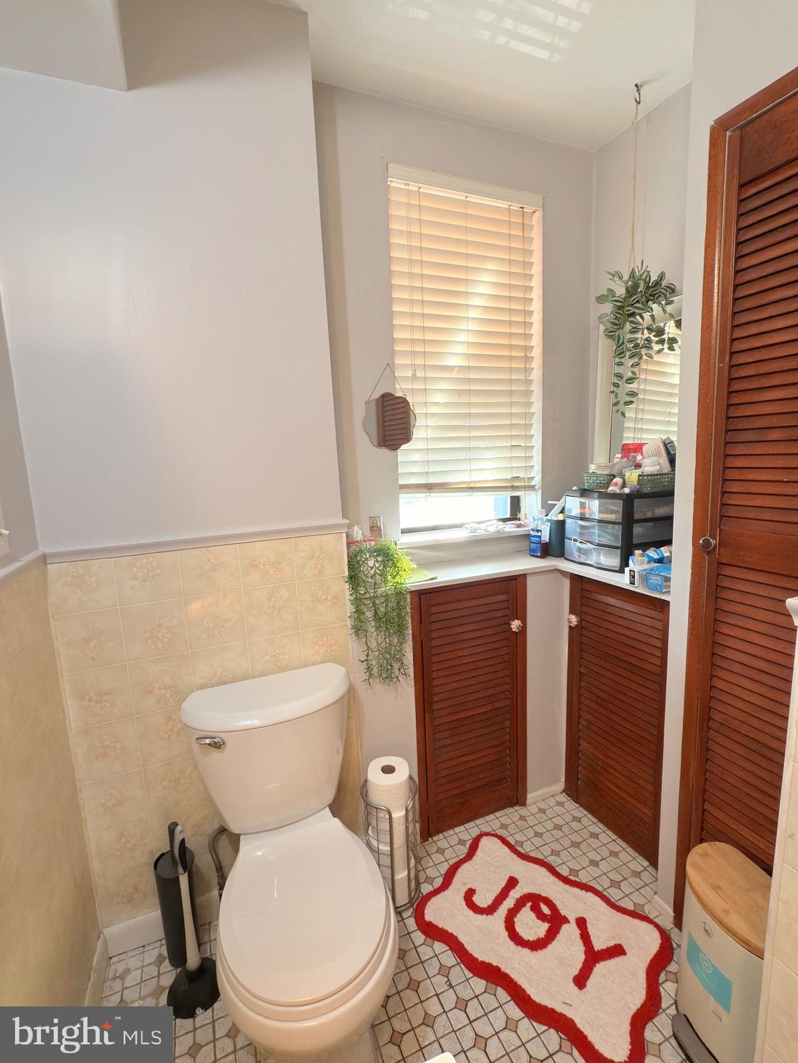 LOWER MOYAMENSING - Residential Income