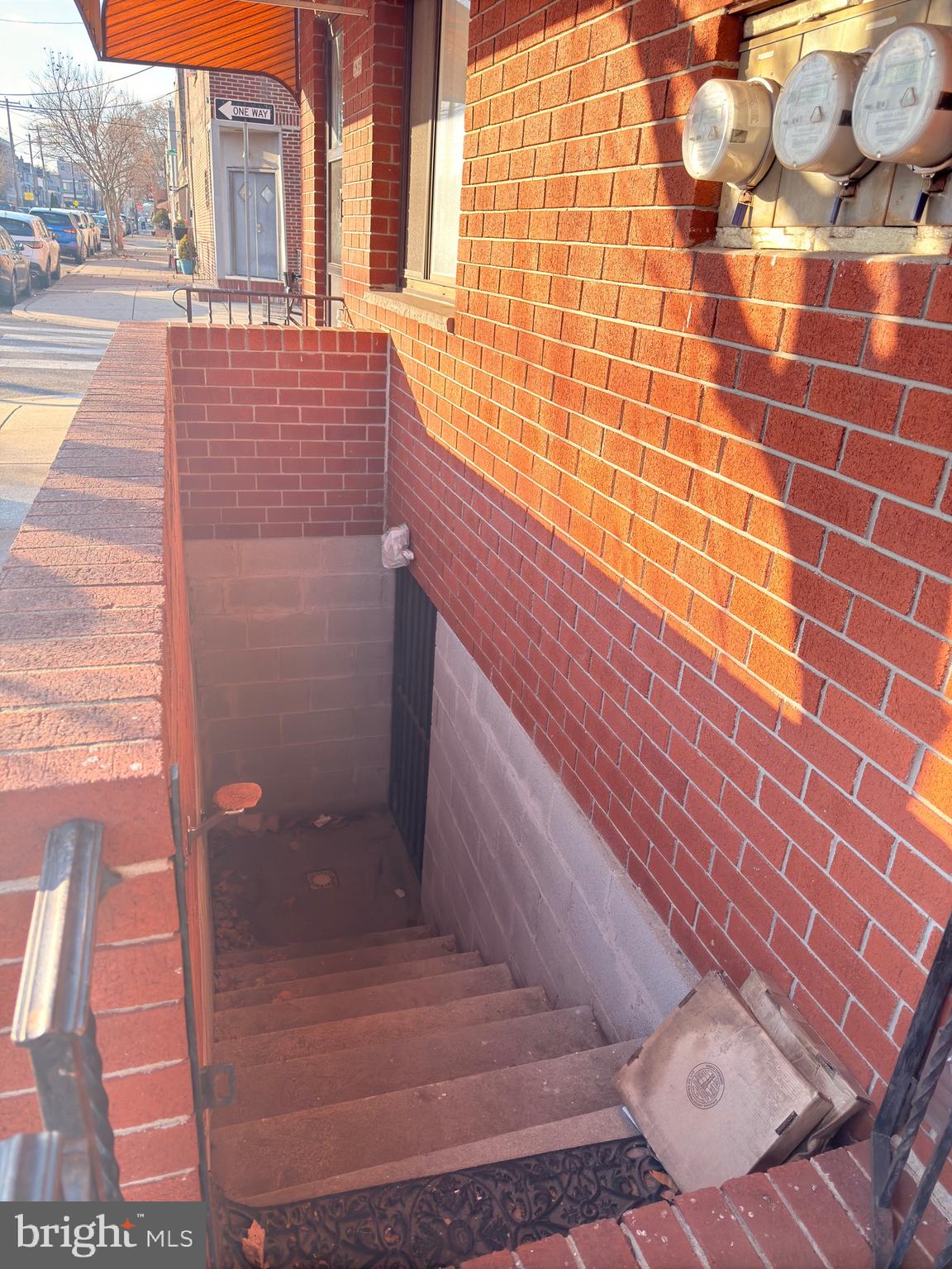 LOWER MOYAMENSING - Residential Income