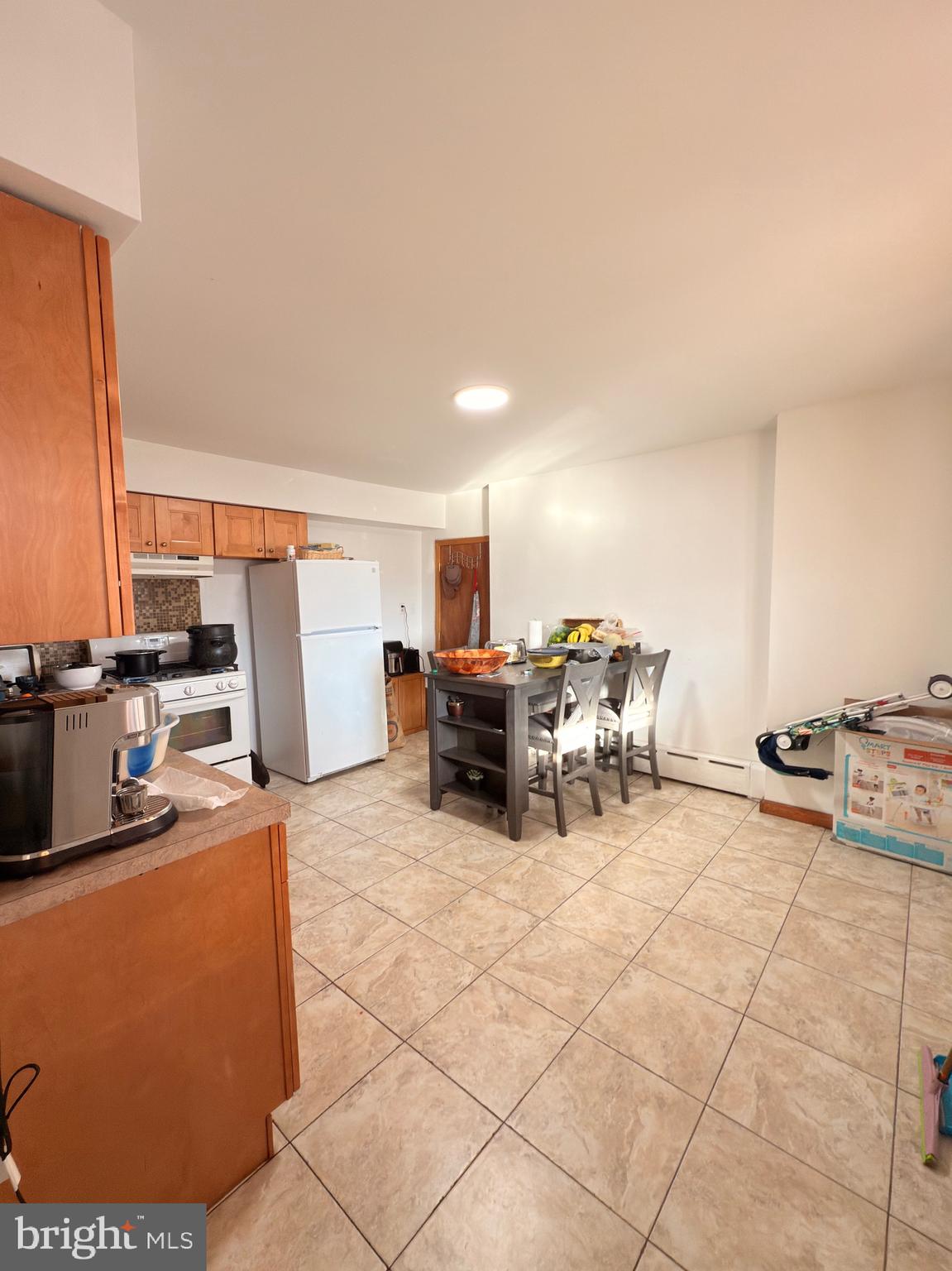 LOWER MOYAMENSING - Residential Income