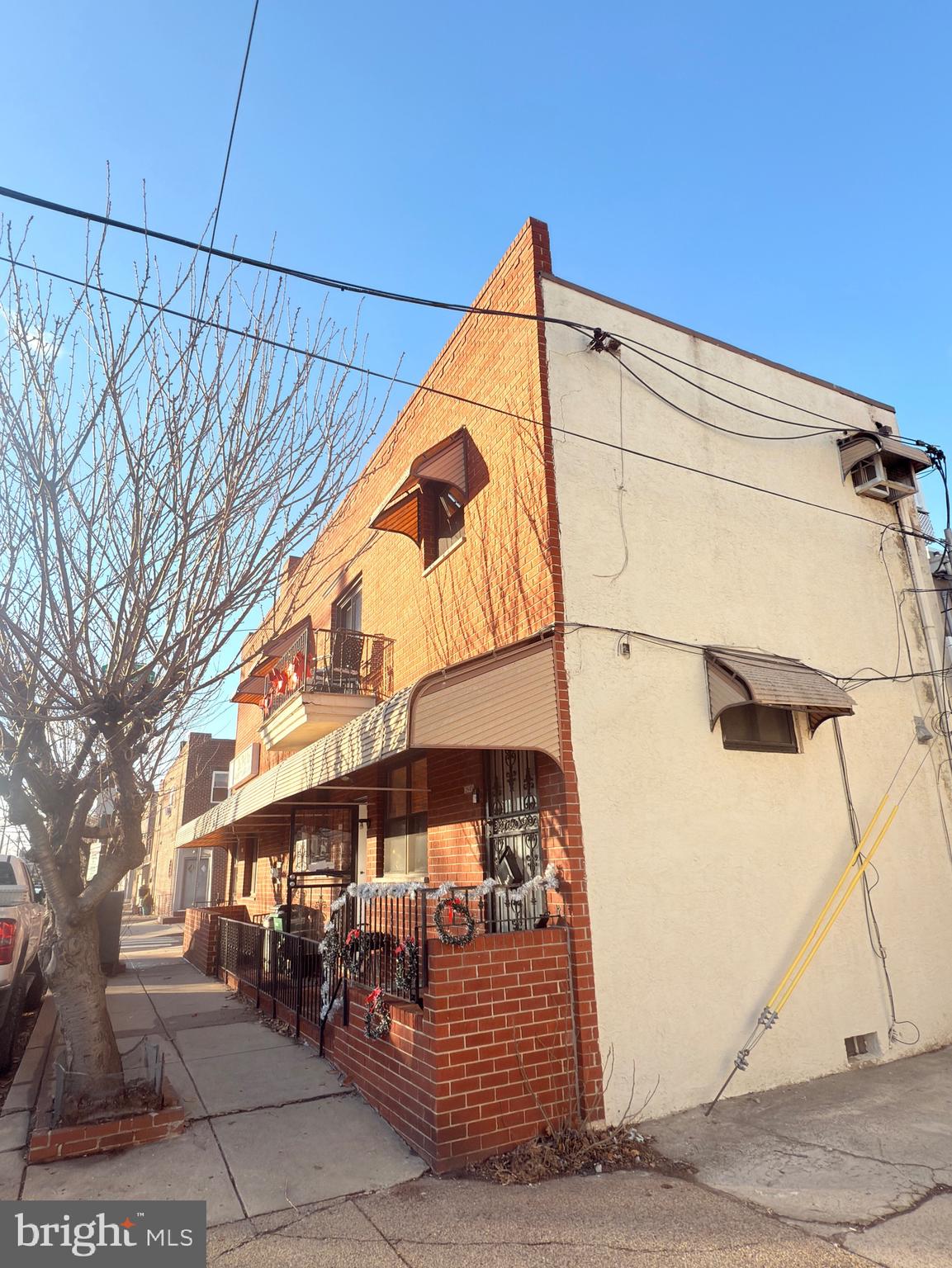 LOWER MOYAMENSING - Residential Income