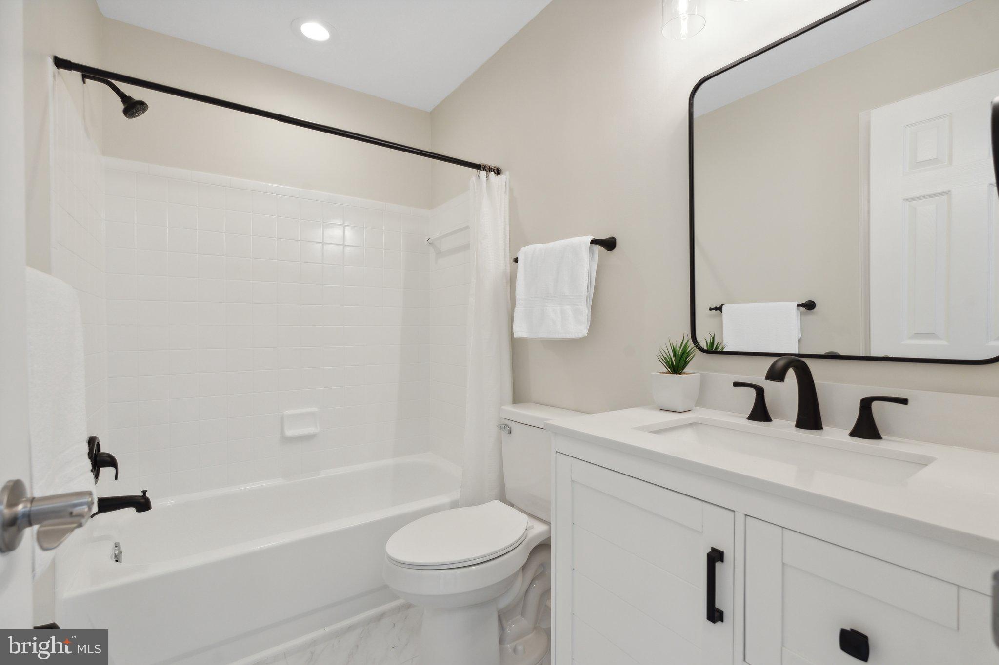 LIFESTYLE AT SULLY STATION - Residential