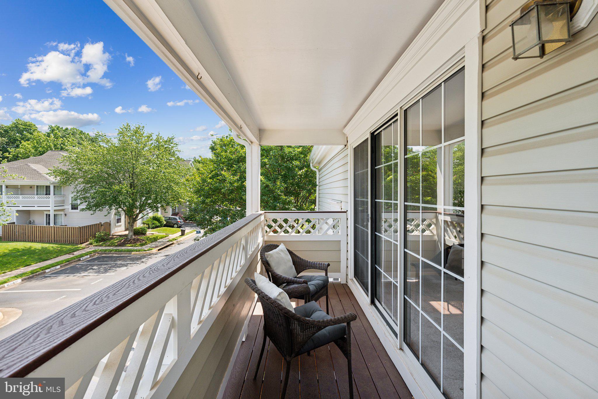 LIFESTYLE AT SULLY STATION - Residential