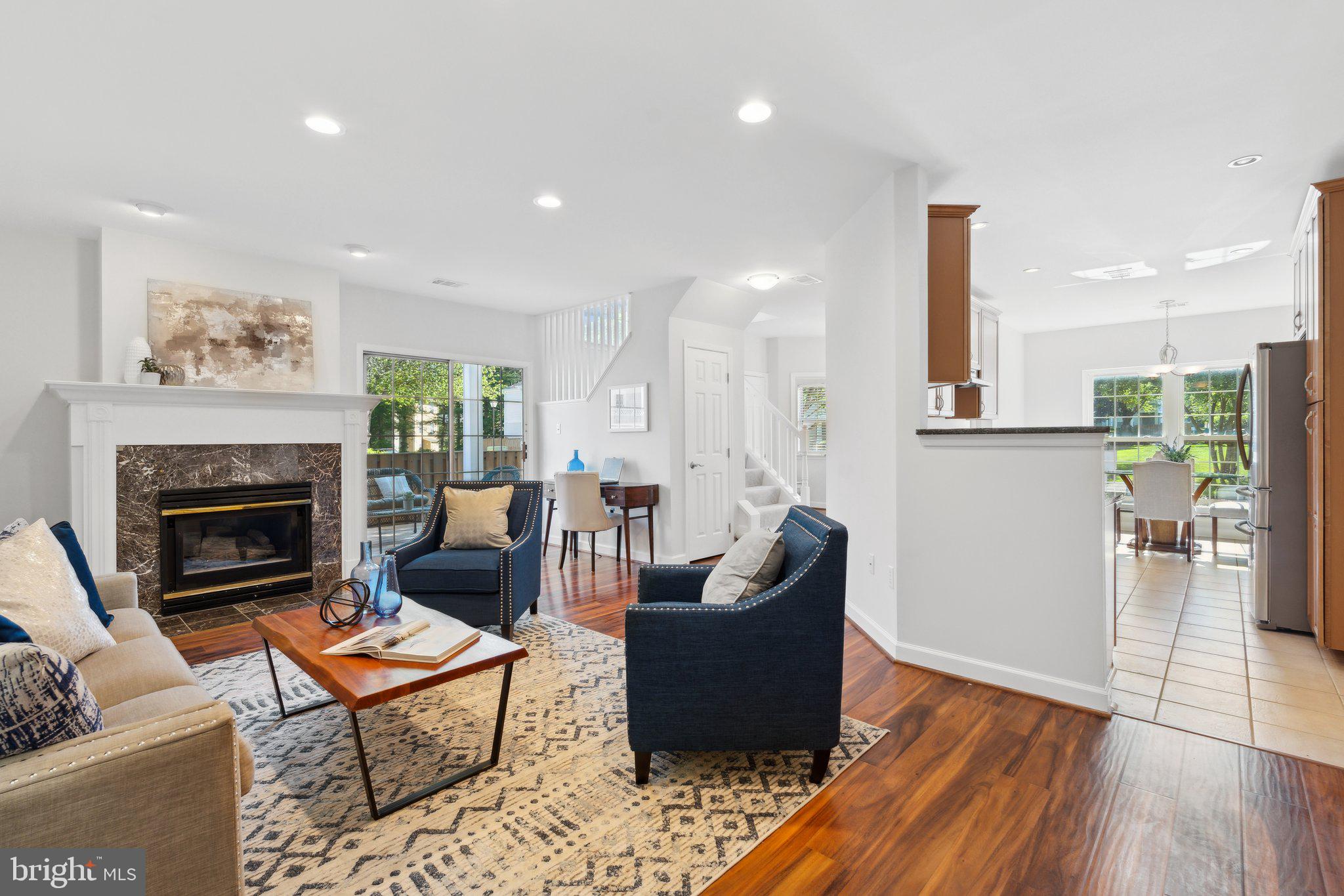 LIFESTYLE AT SULLY STATION - Residential