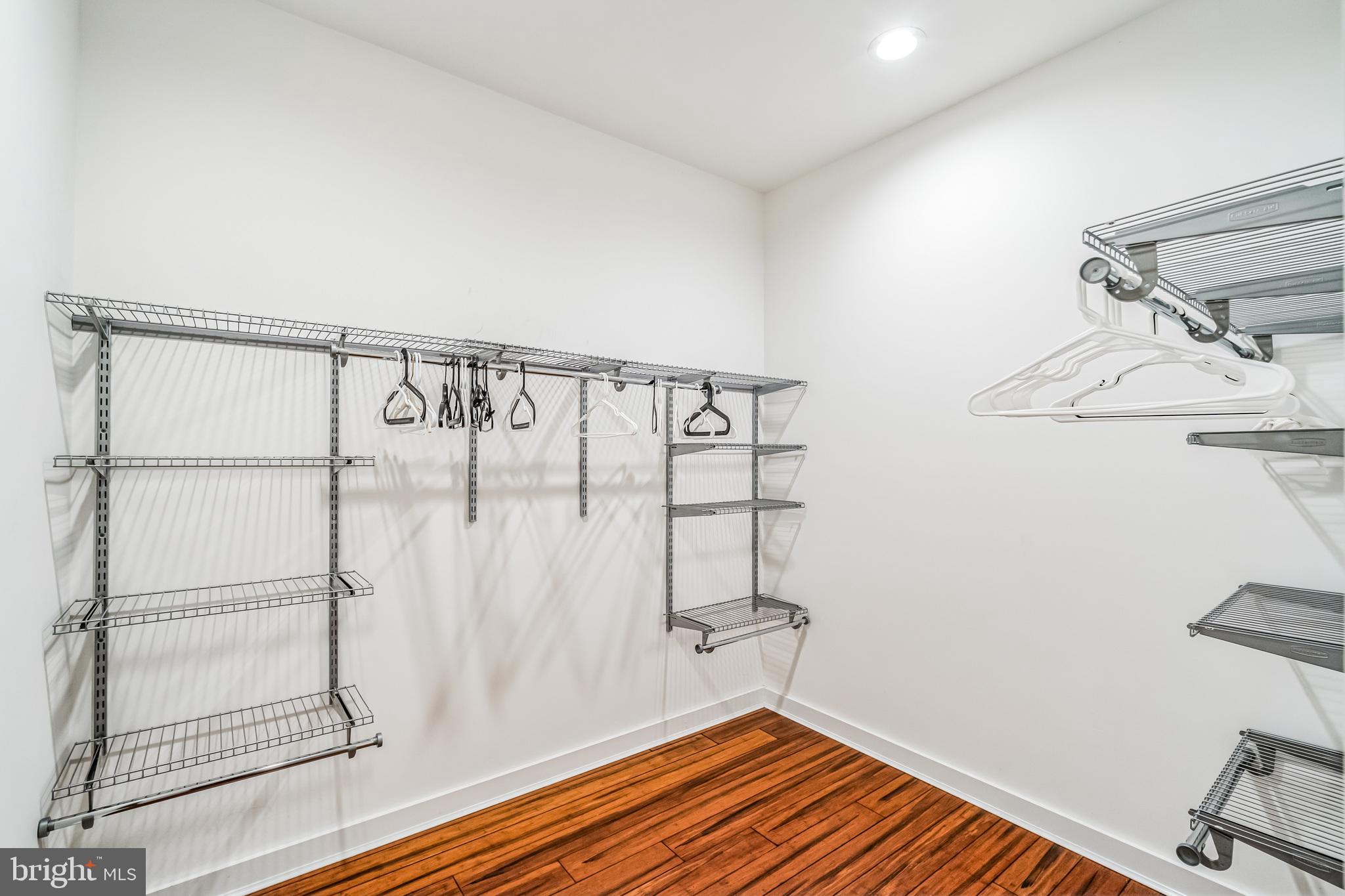 PASSYUNK SQUARE - Residential