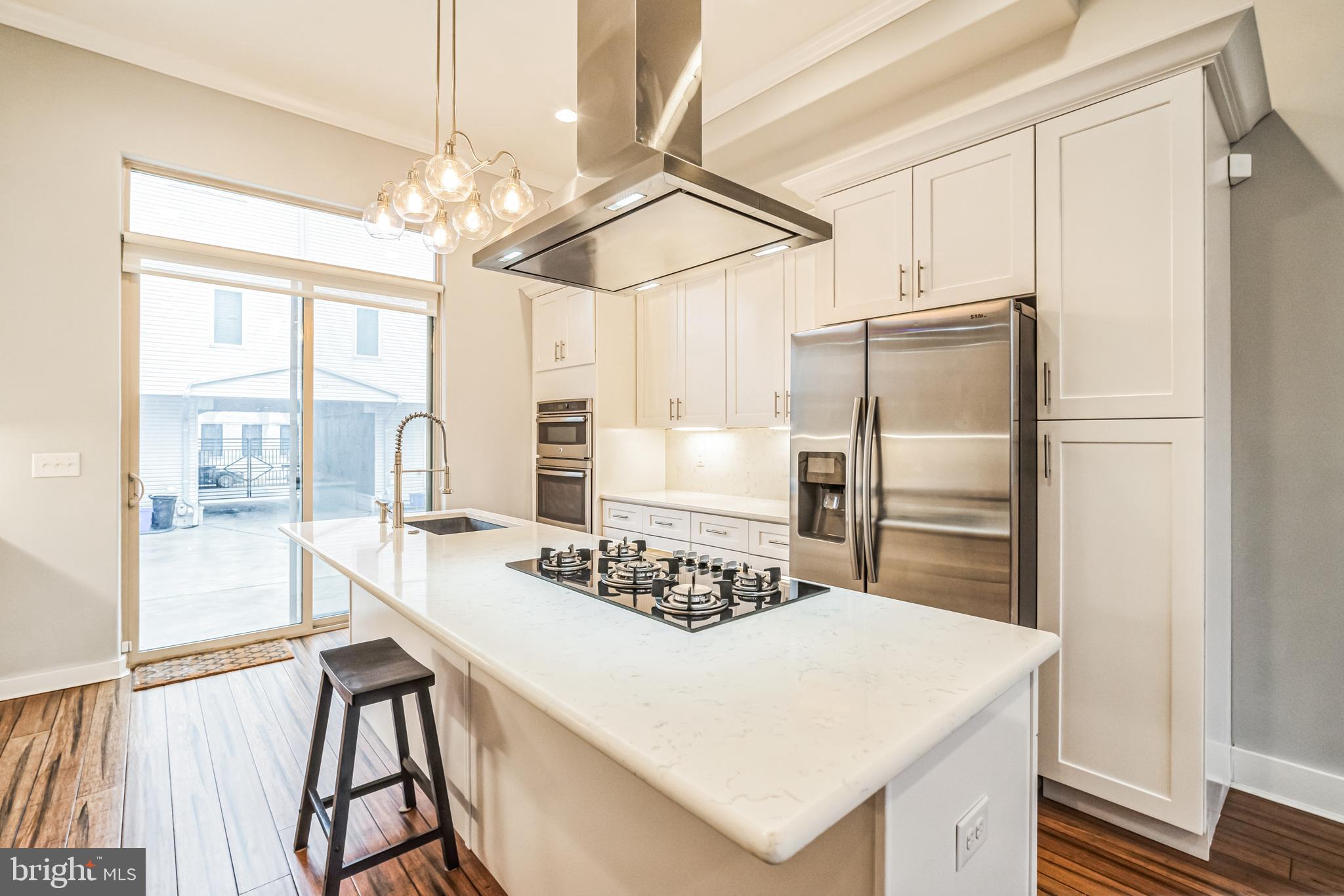 PASSYUNK SQUARE - Residential