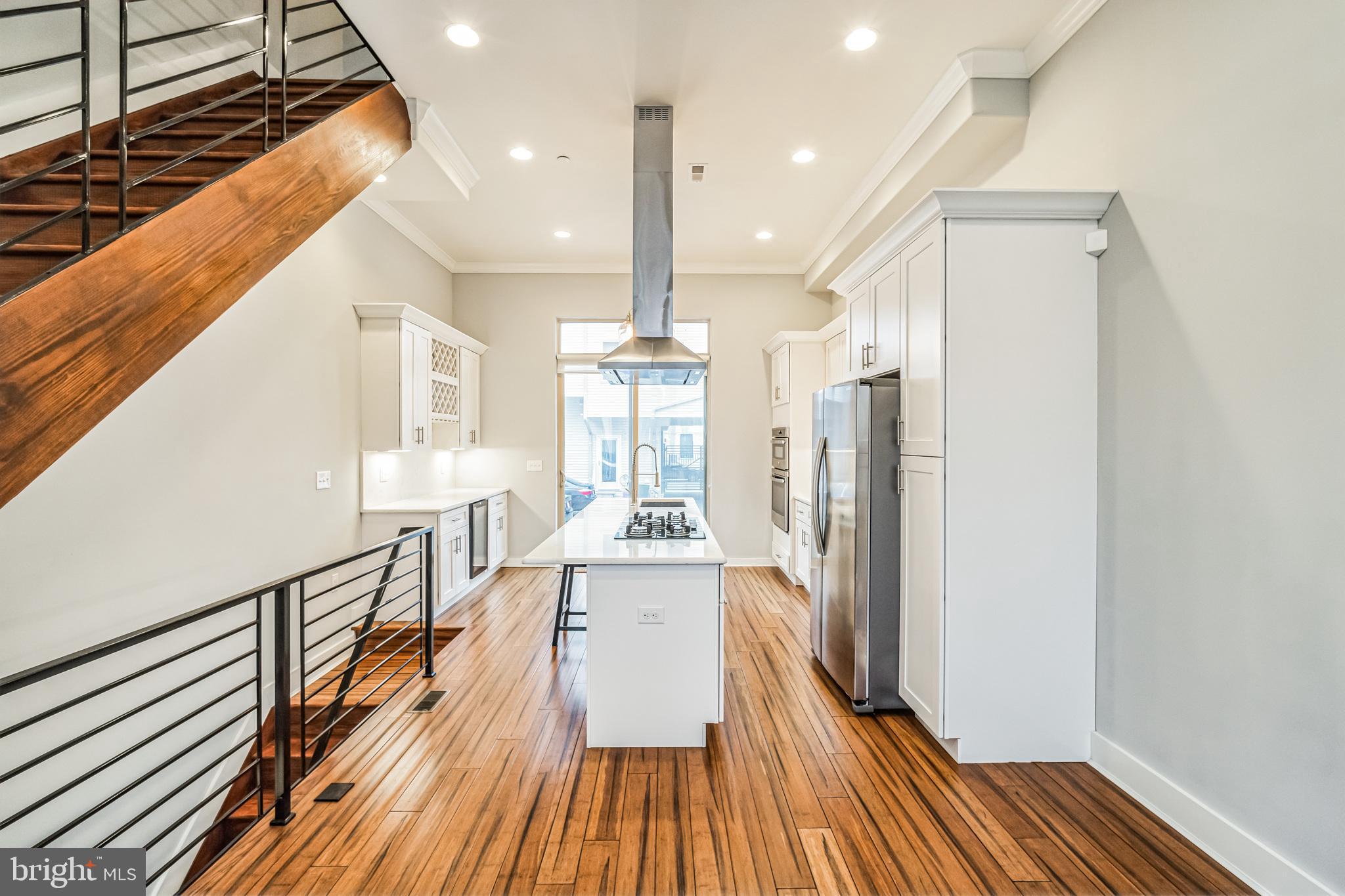 PASSYUNK SQUARE - Residential