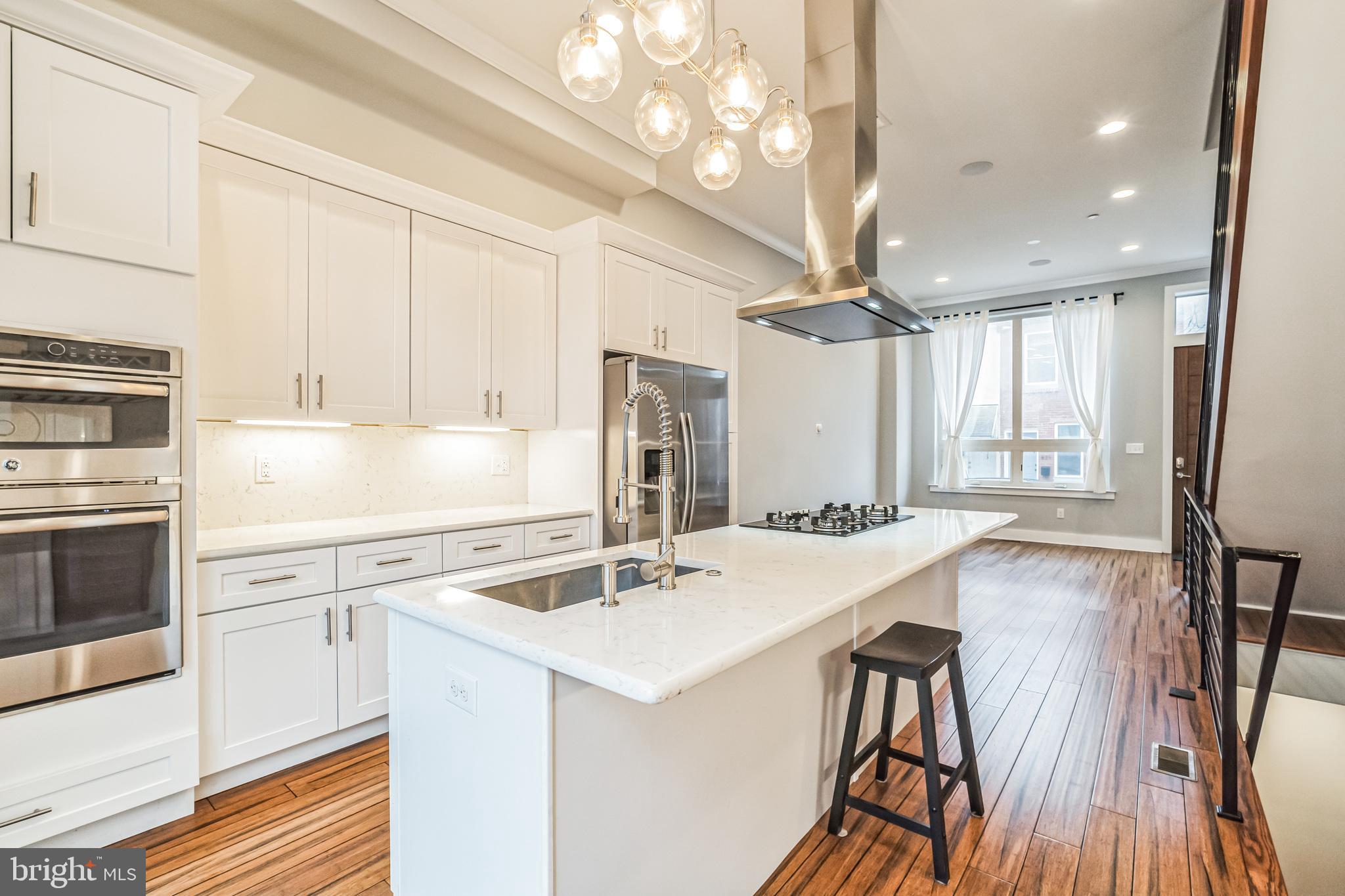 PASSYUNK SQUARE - Residential