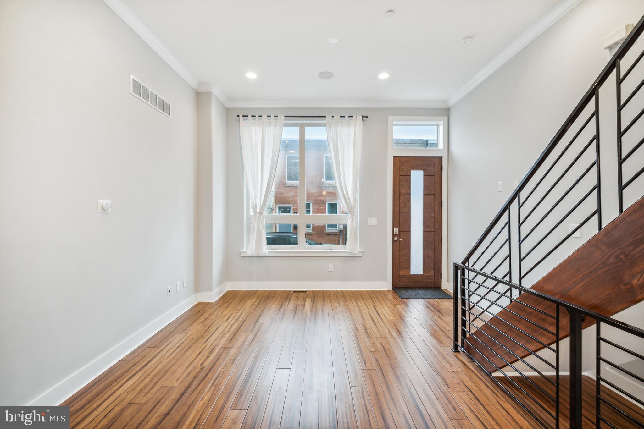 PASSYUNK SQUARE - Residential