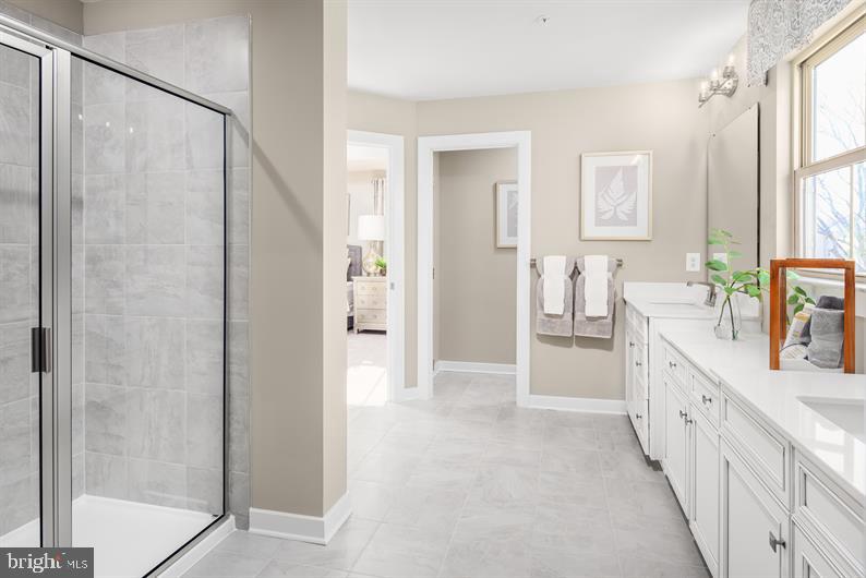 MONTGOMERY VILLAGE - Residential Lease