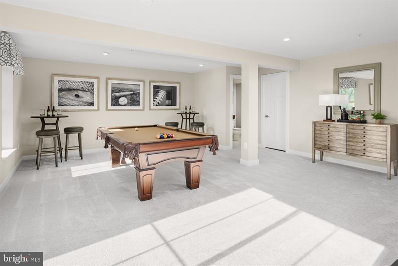 MONTGOMERY VILLAGE - Residential Lease