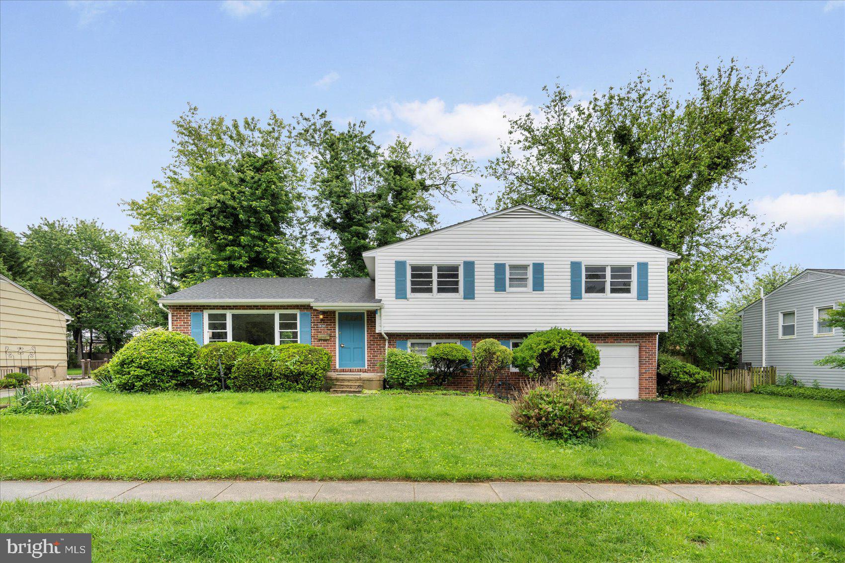 8511 VALLEYFIELD ROAD