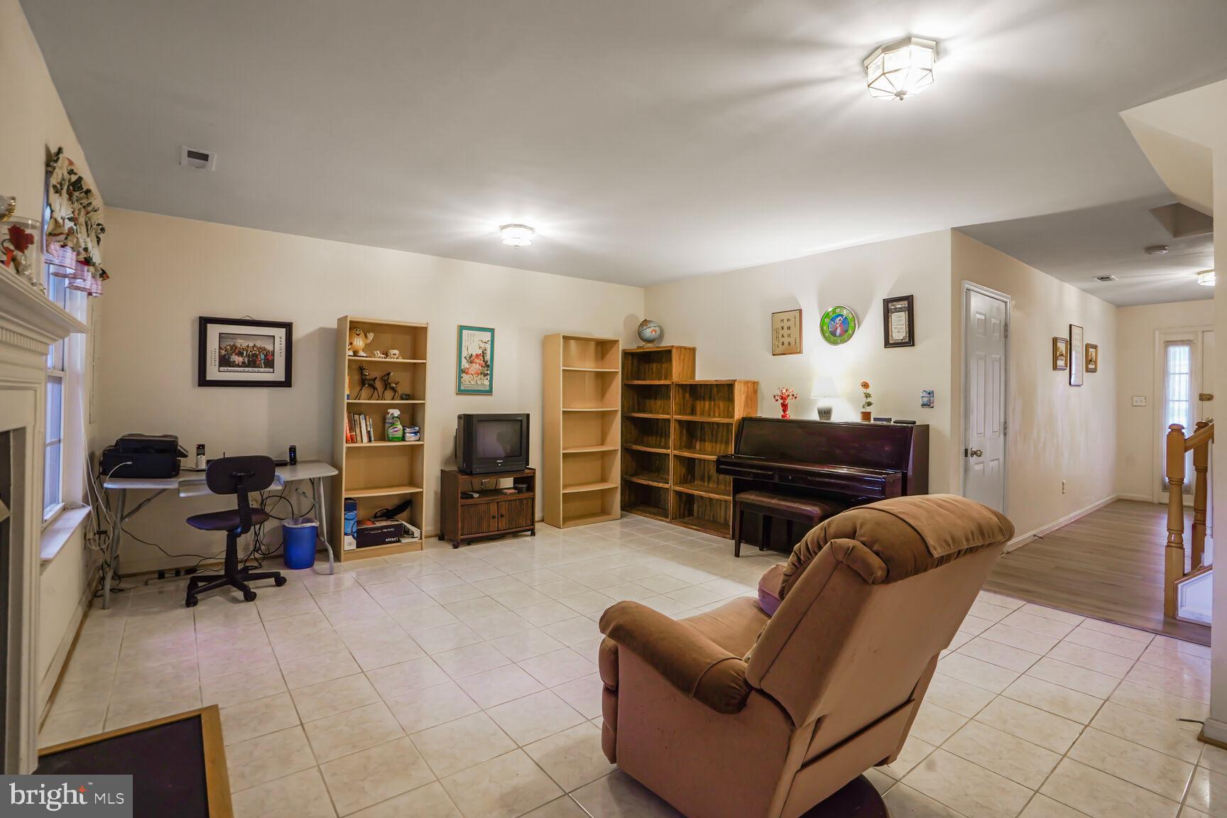 RANDOM HILLS - Residential