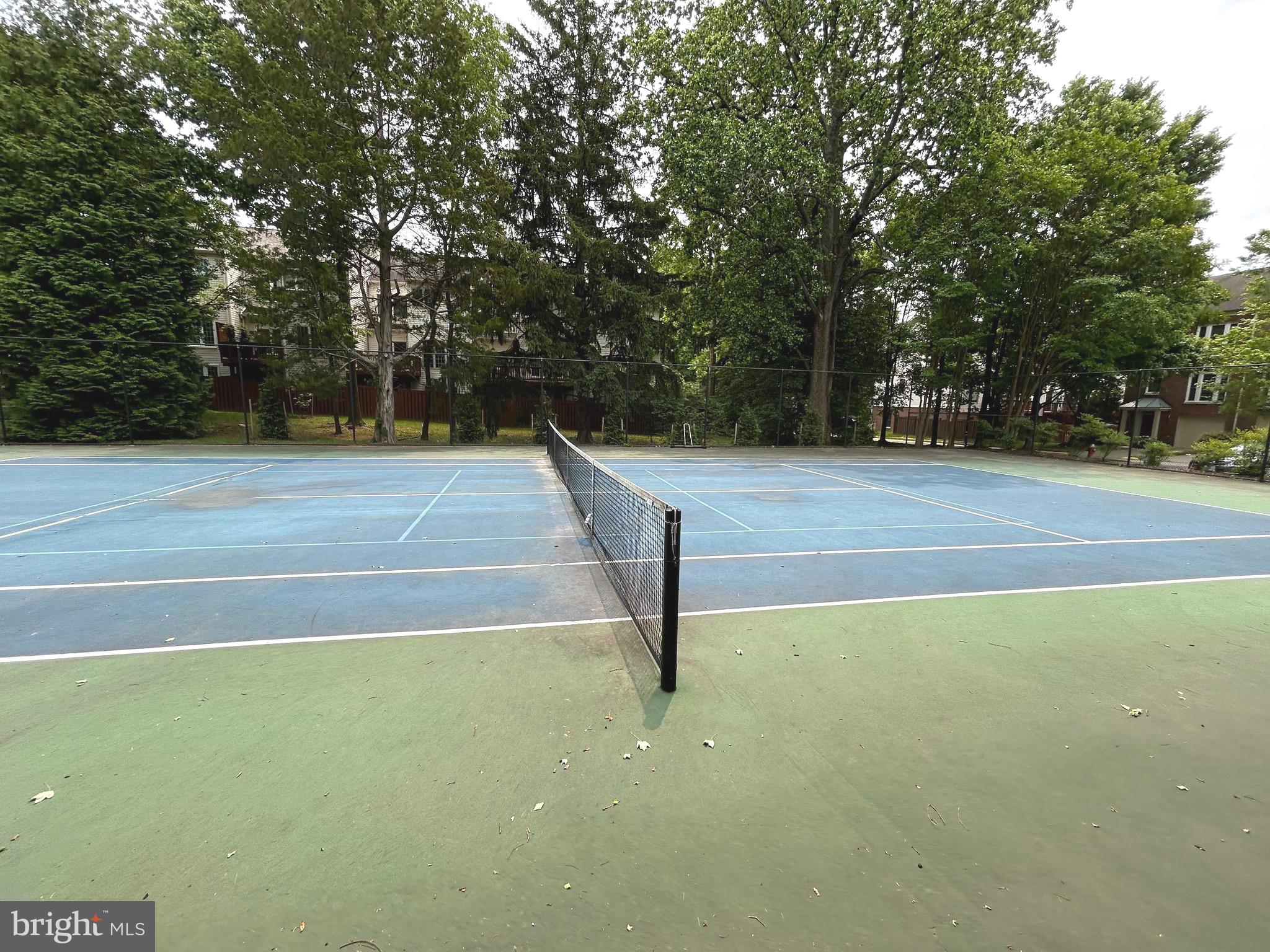 RANDOM HILLS - Residential