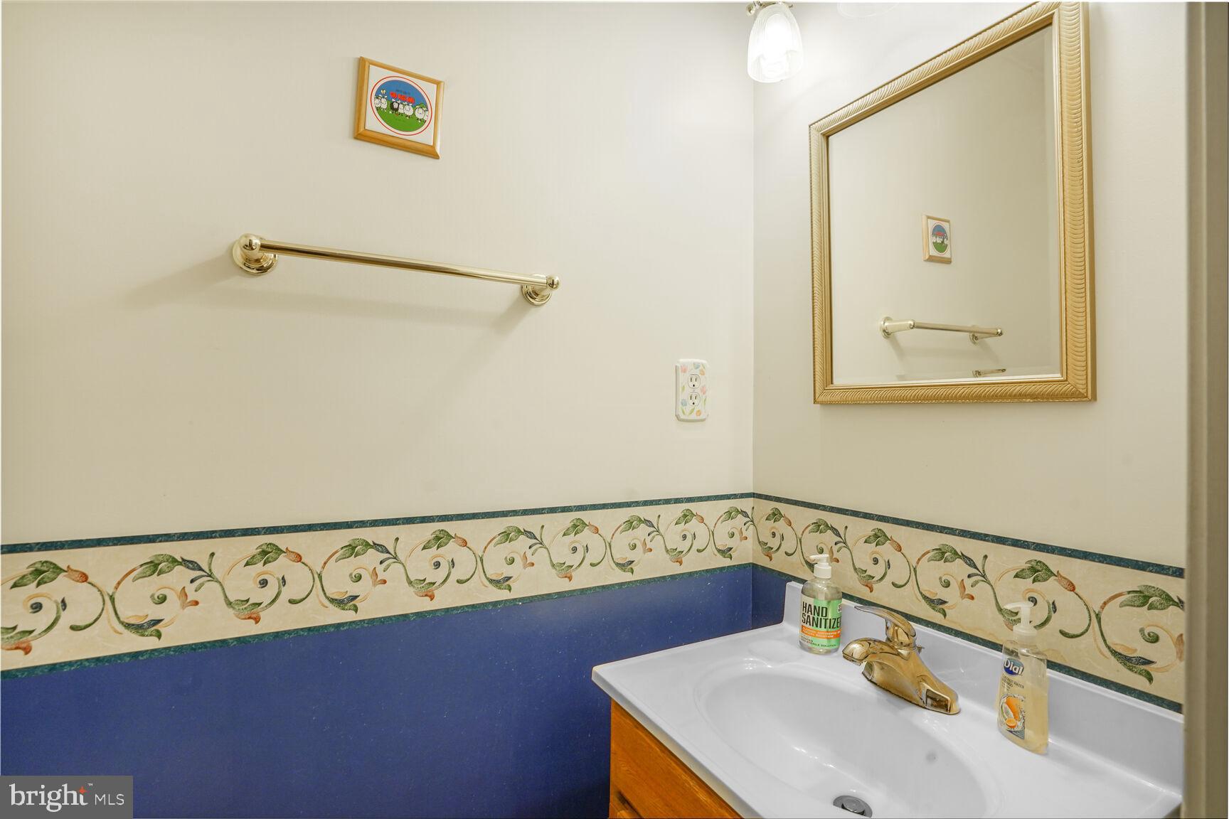 RANDOM HILLS - Residential