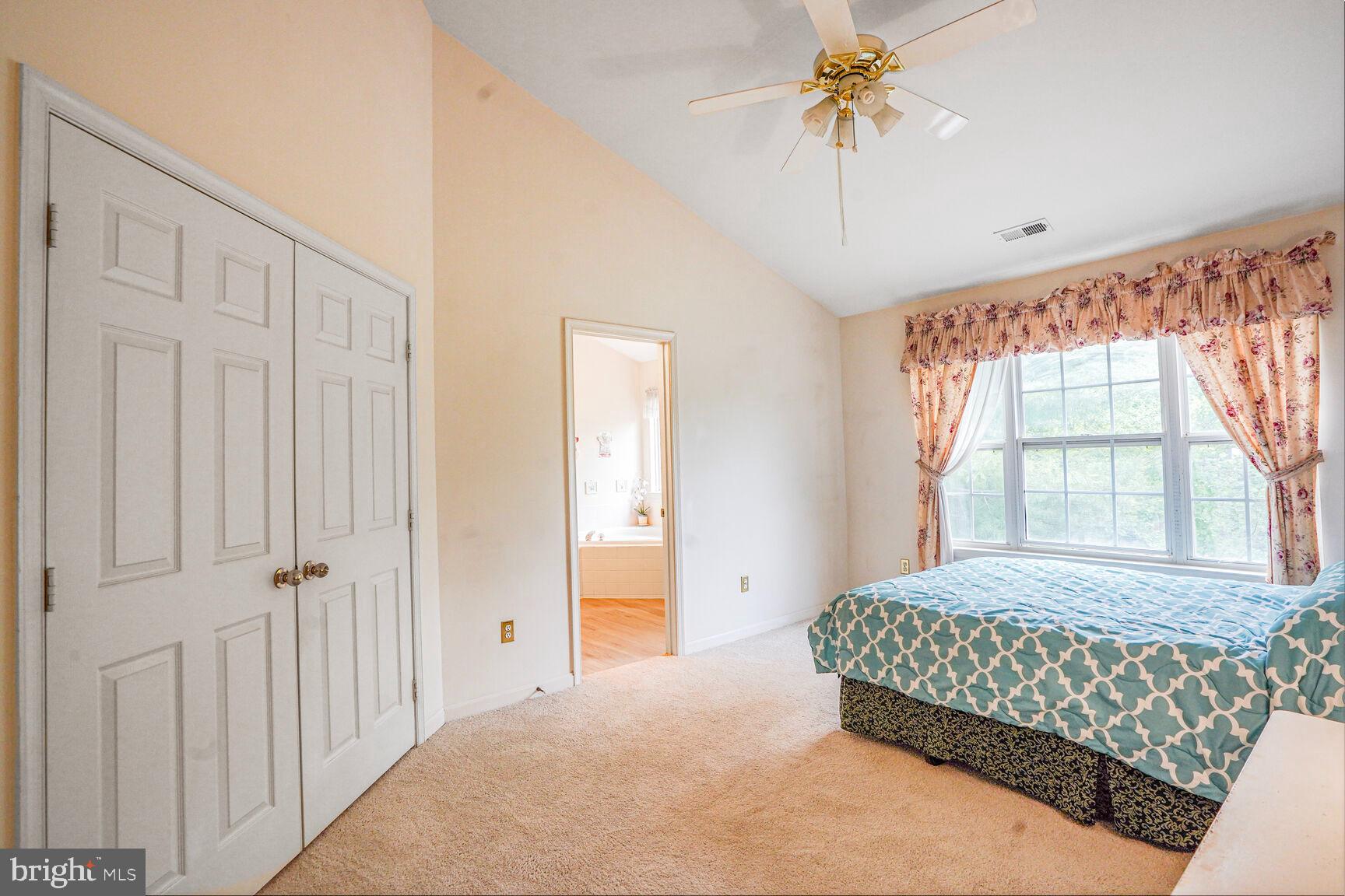 RANDOM HILLS - Residential