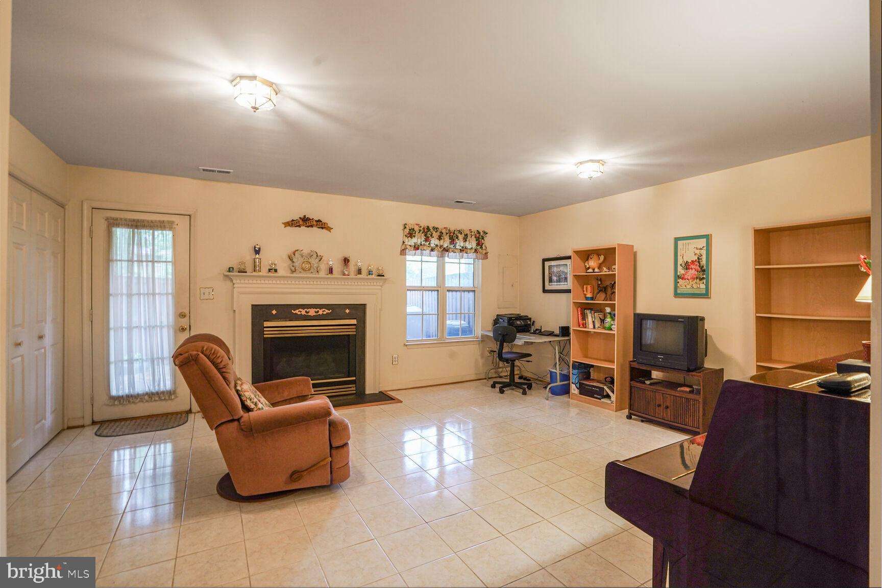 RANDOM HILLS - Residential