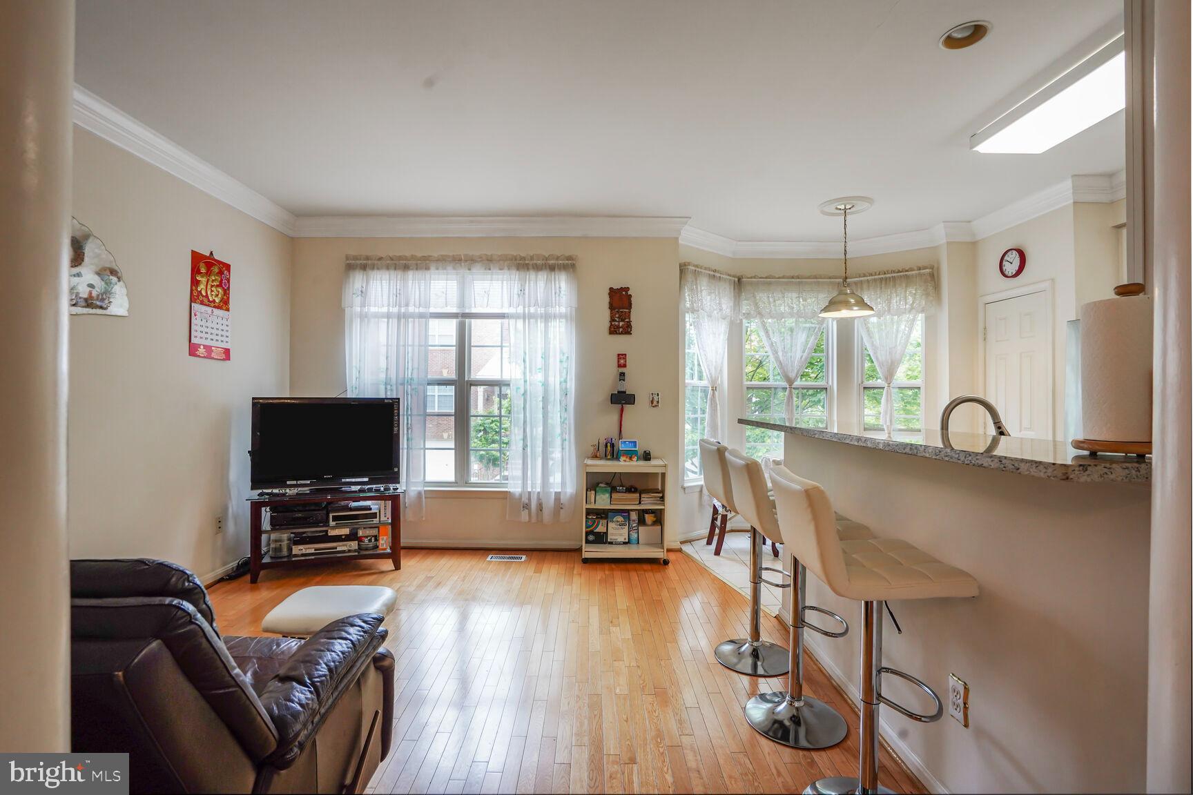 RANDOM HILLS - Residential