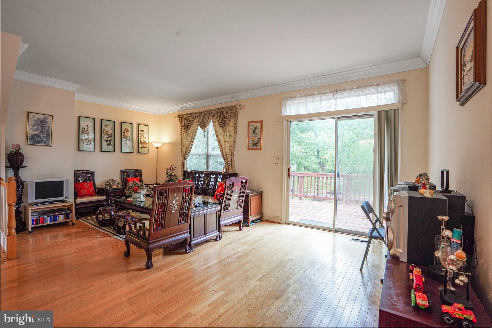 RANDOM HILLS - Residential