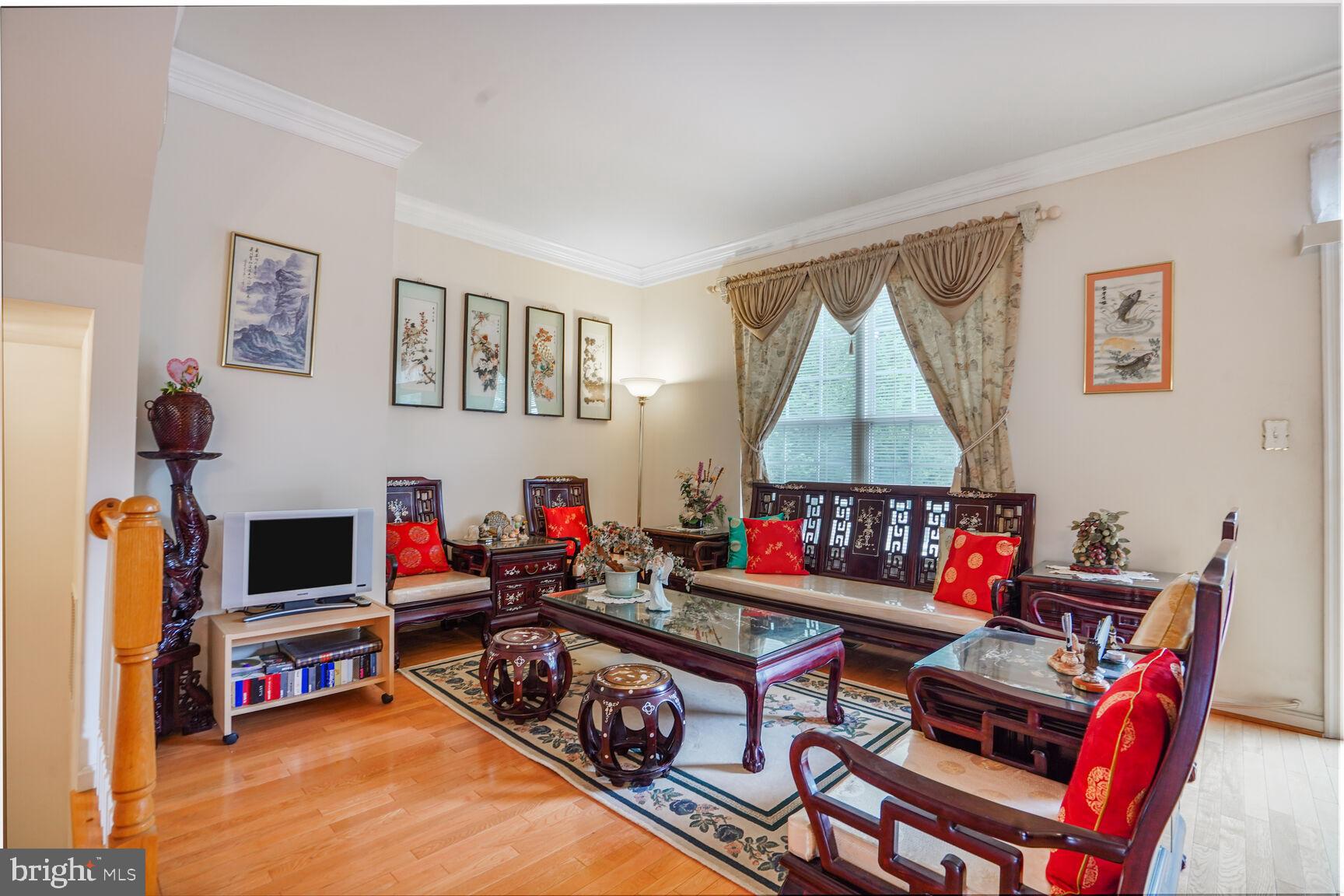 RANDOM HILLS - Residential