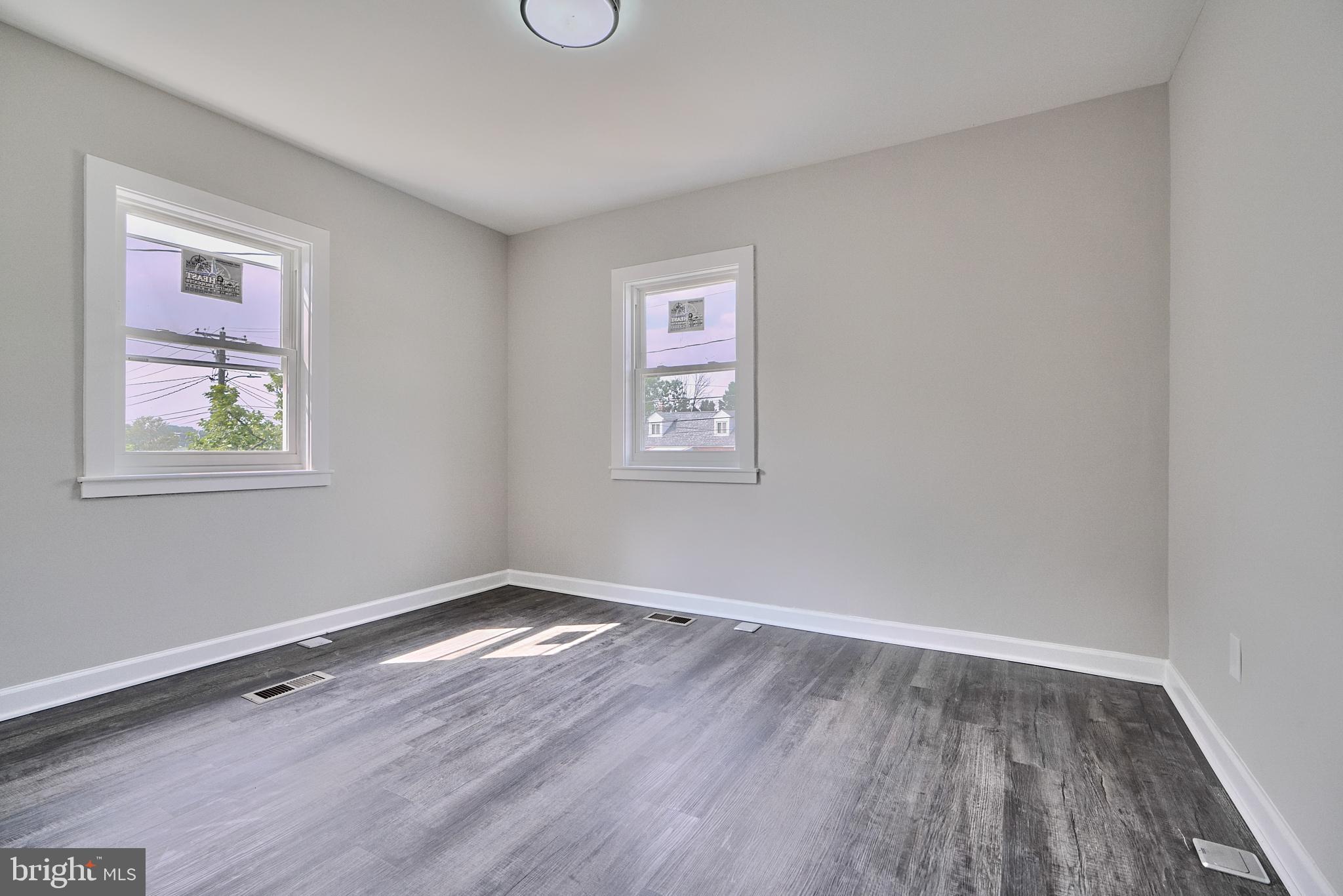 GLEN GARDENS - Residential