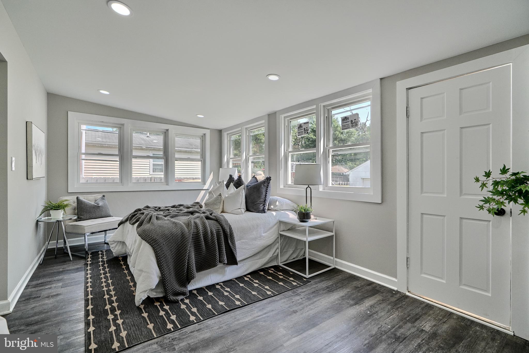 GLEN GARDENS - Residential