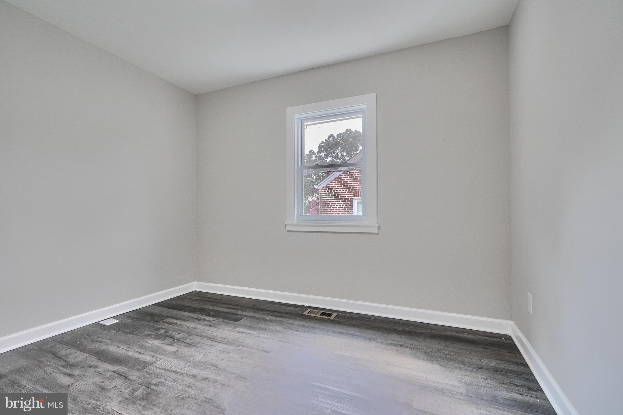 GLEN GARDENS - Residential