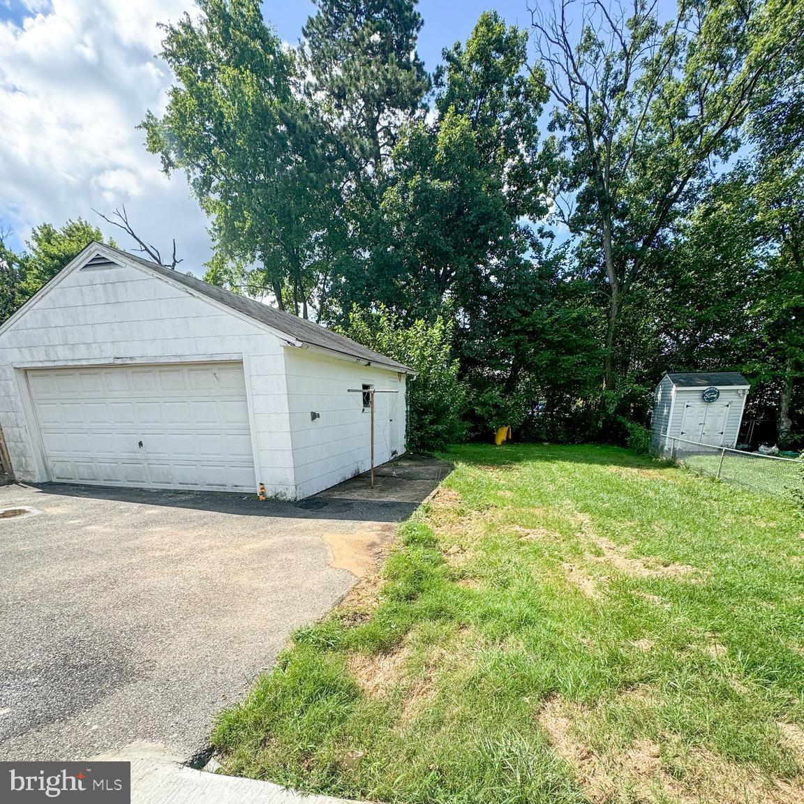 GLEN GARDENS - Residential