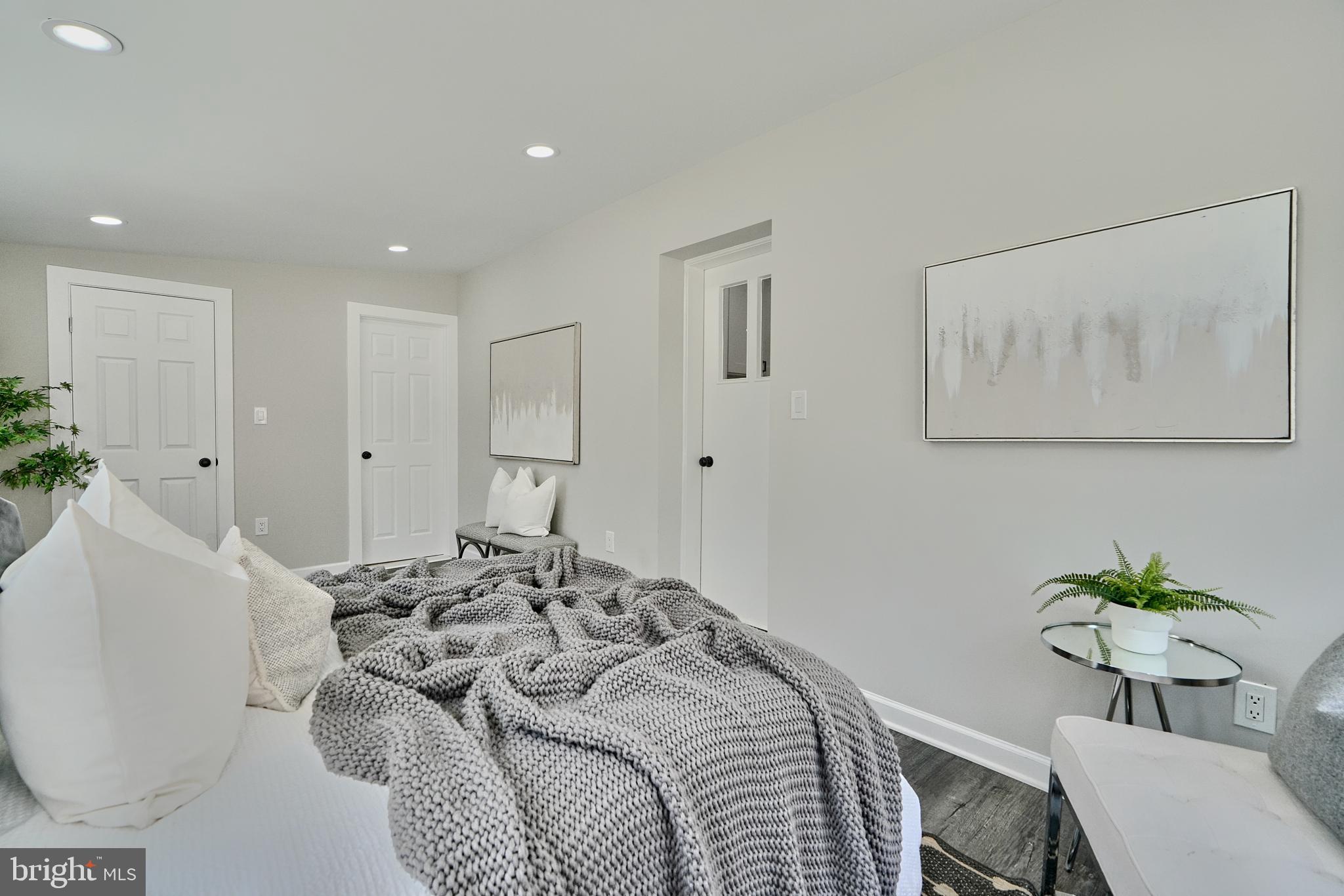 GLEN GARDENS - Residential