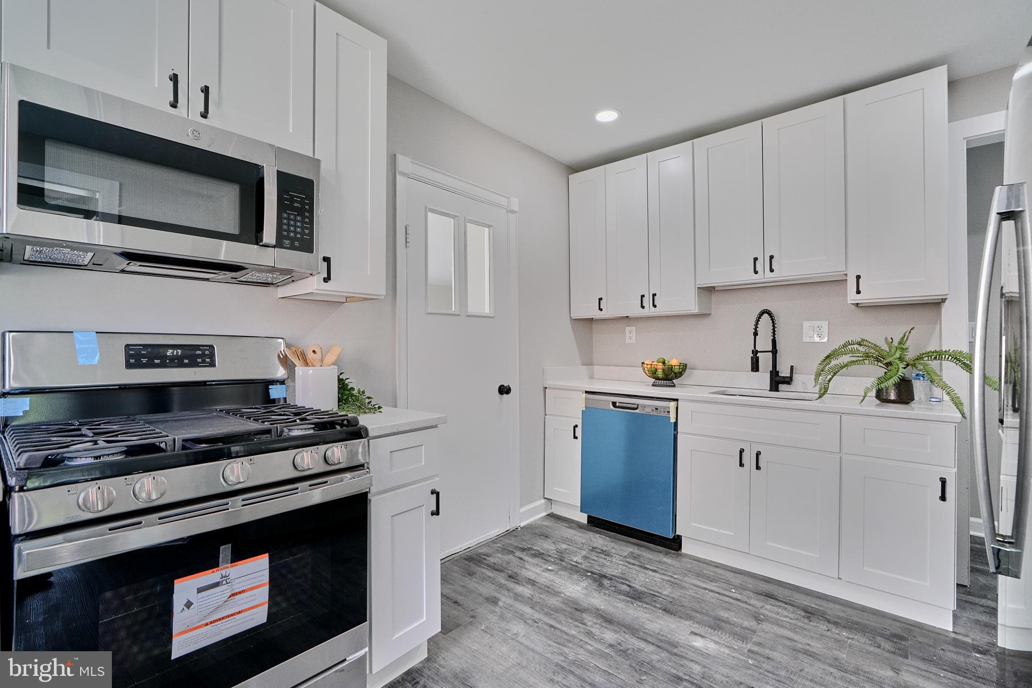 GLEN GARDENS - Residential