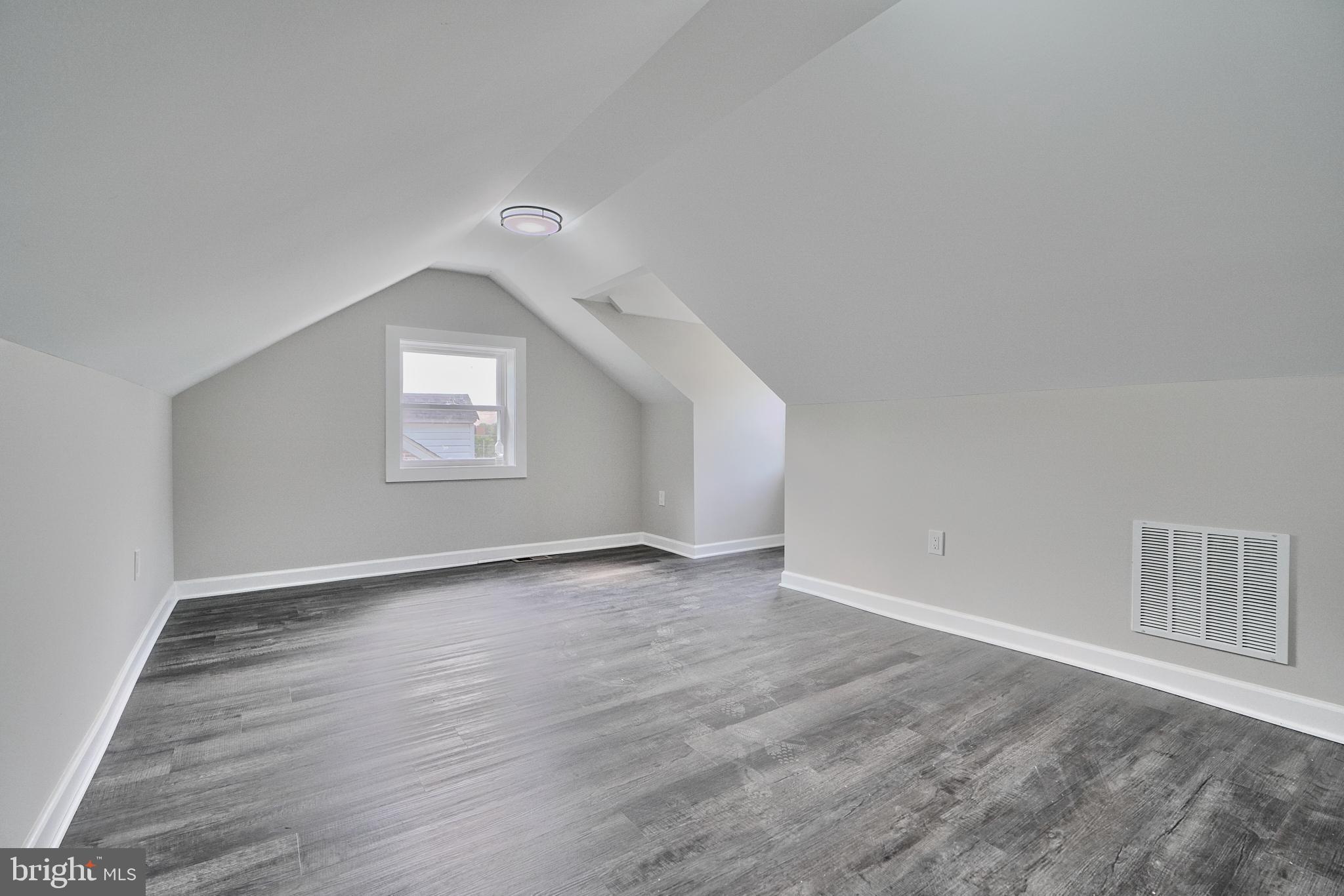 GLEN GARDENS - Residential