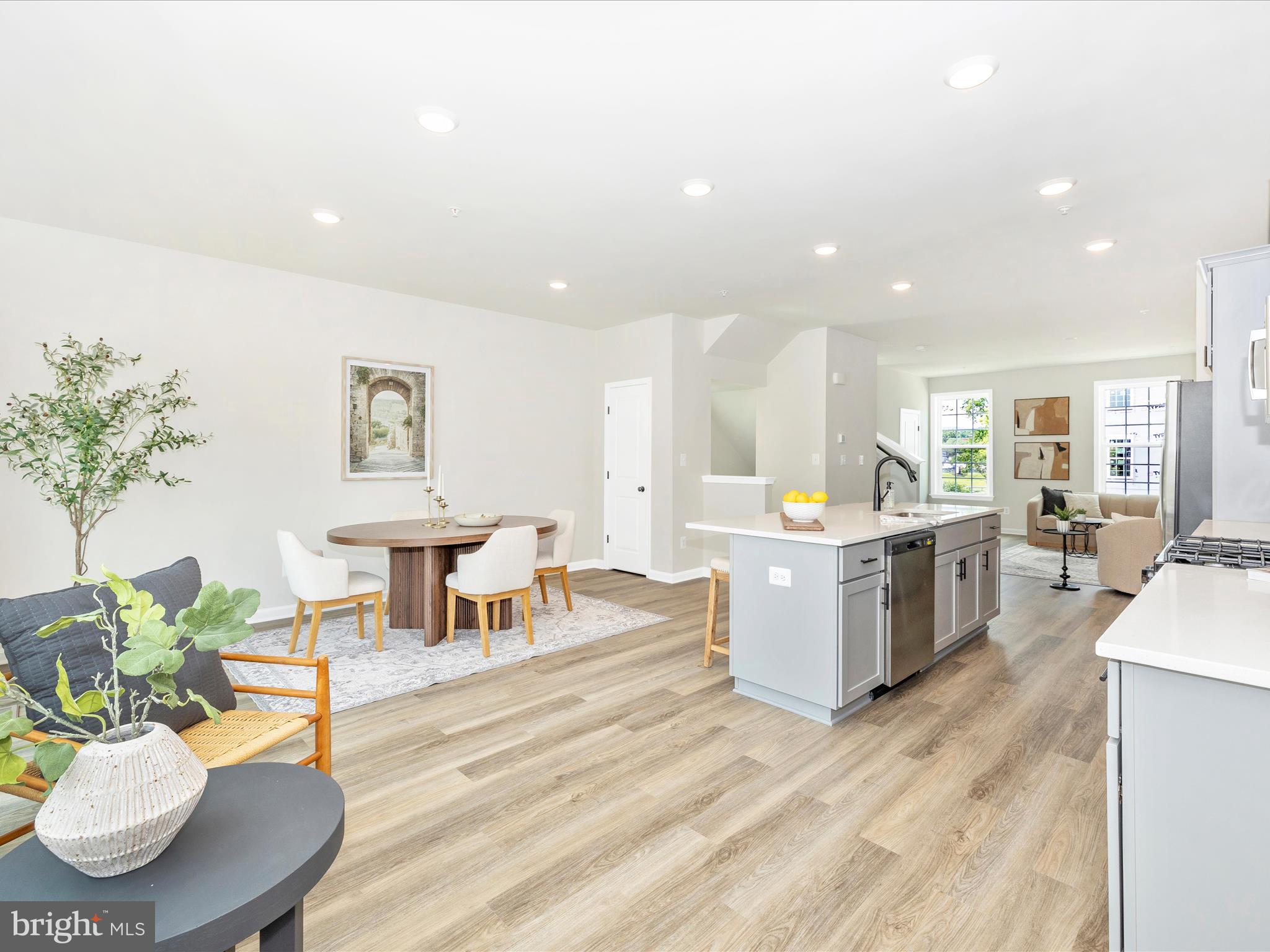 SPRING BANK - Residential