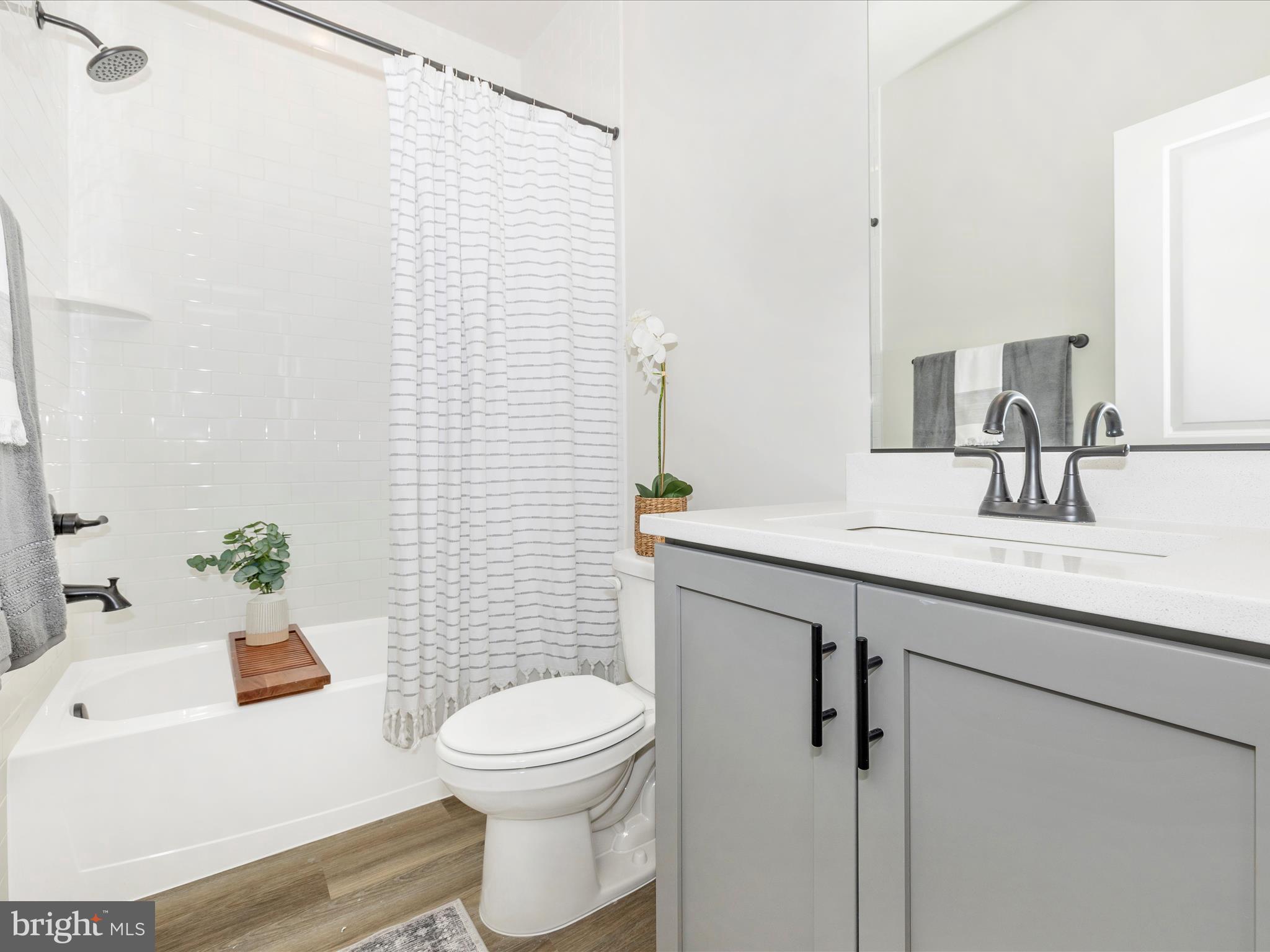 SPRING BANK - Residential