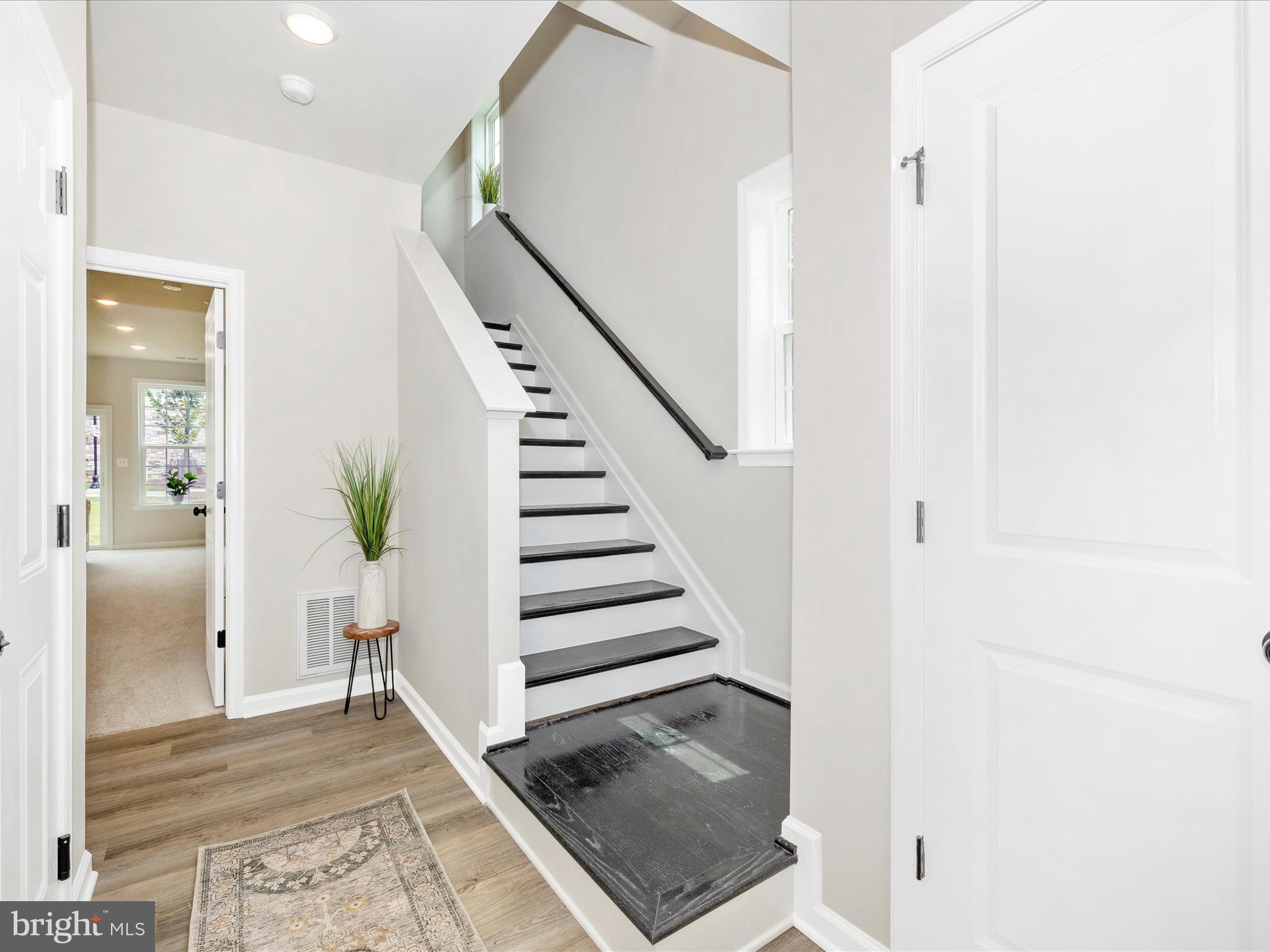 SPRING BANK - Residential