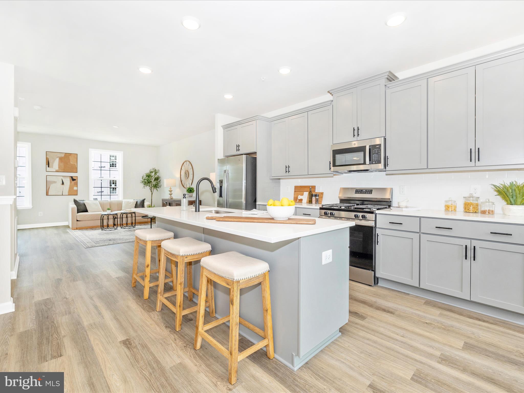 SPRING BANK - Residential