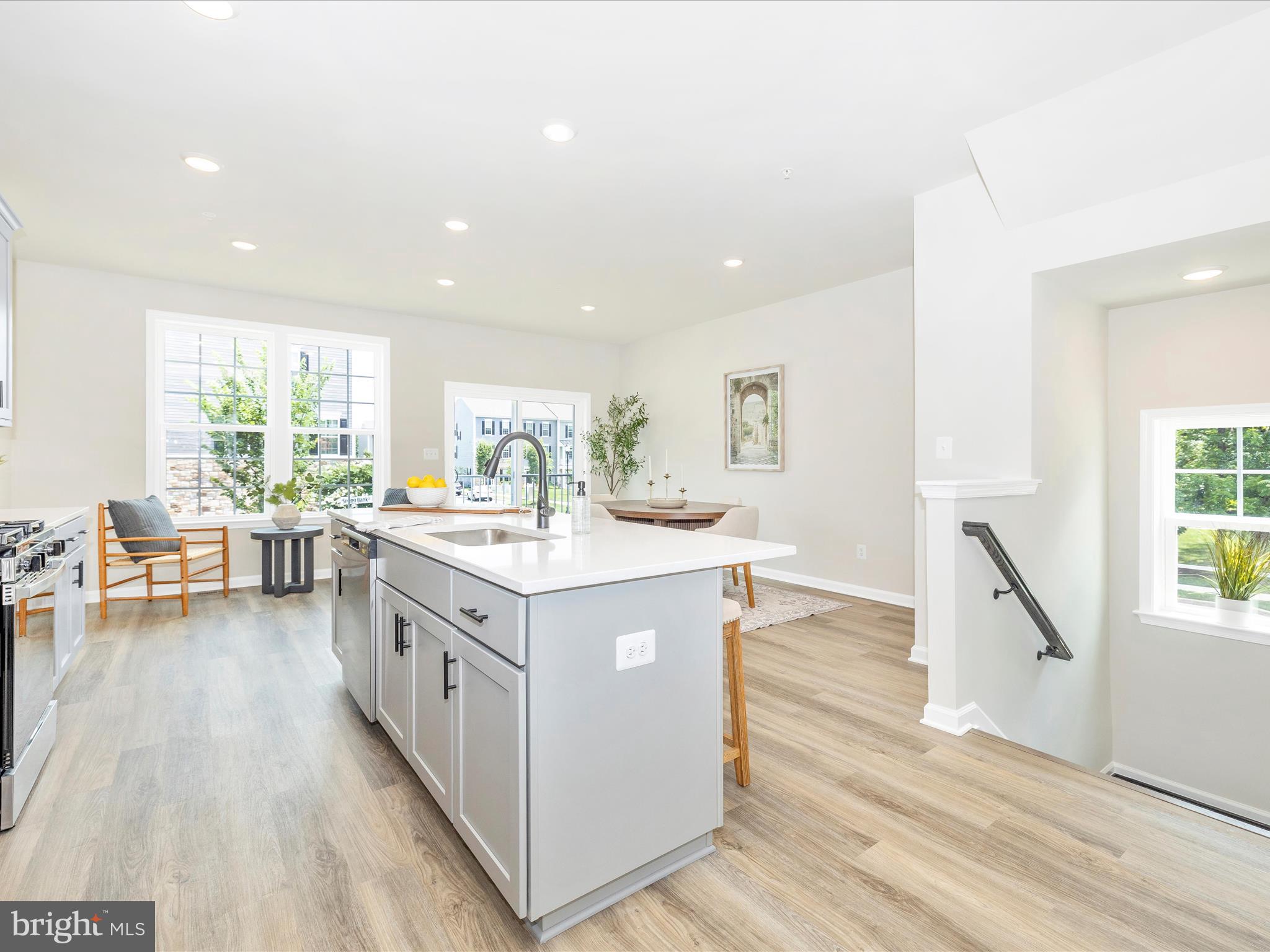 SPRING BANK - Residential