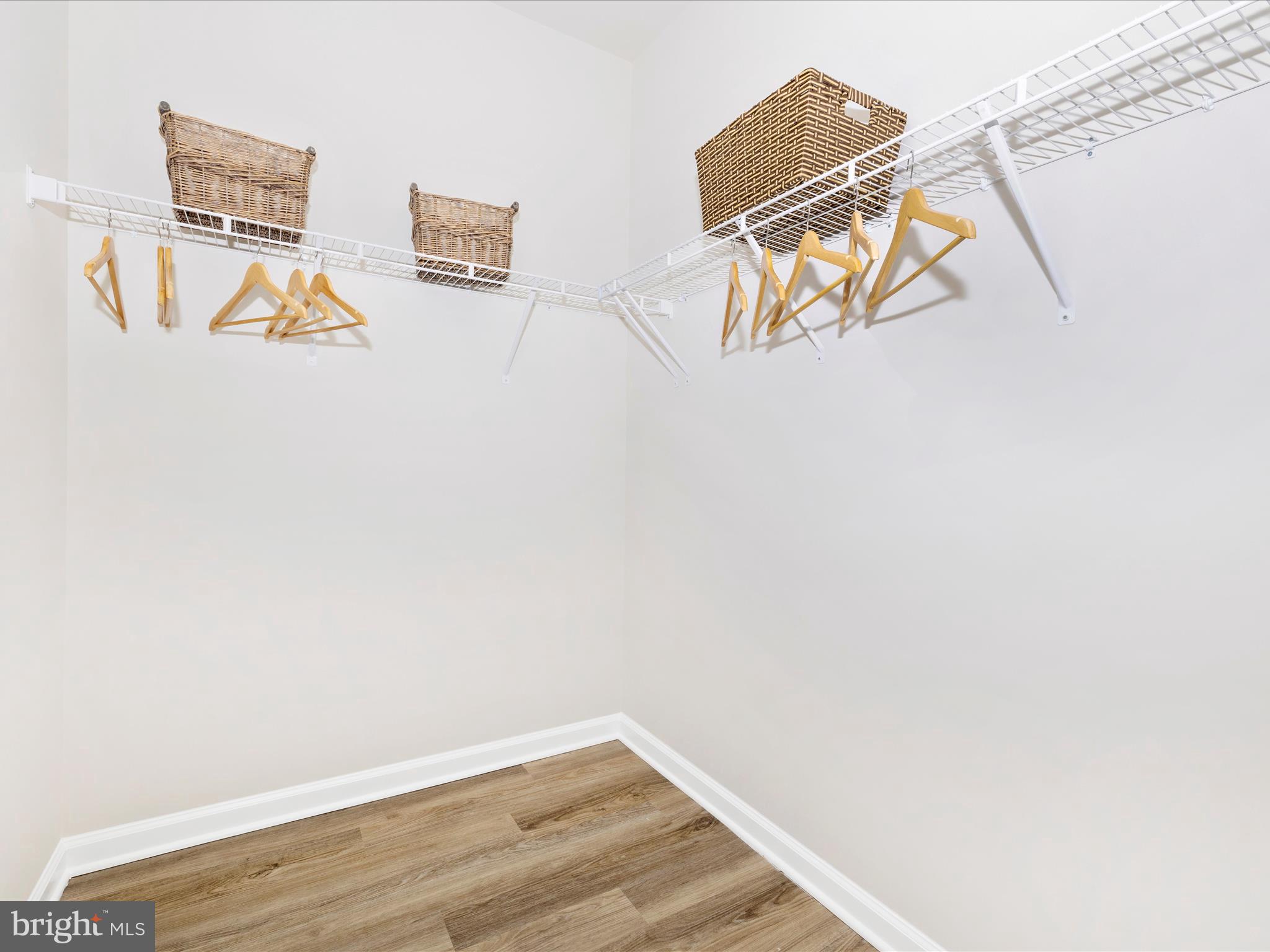 SPRING BANK - Residential