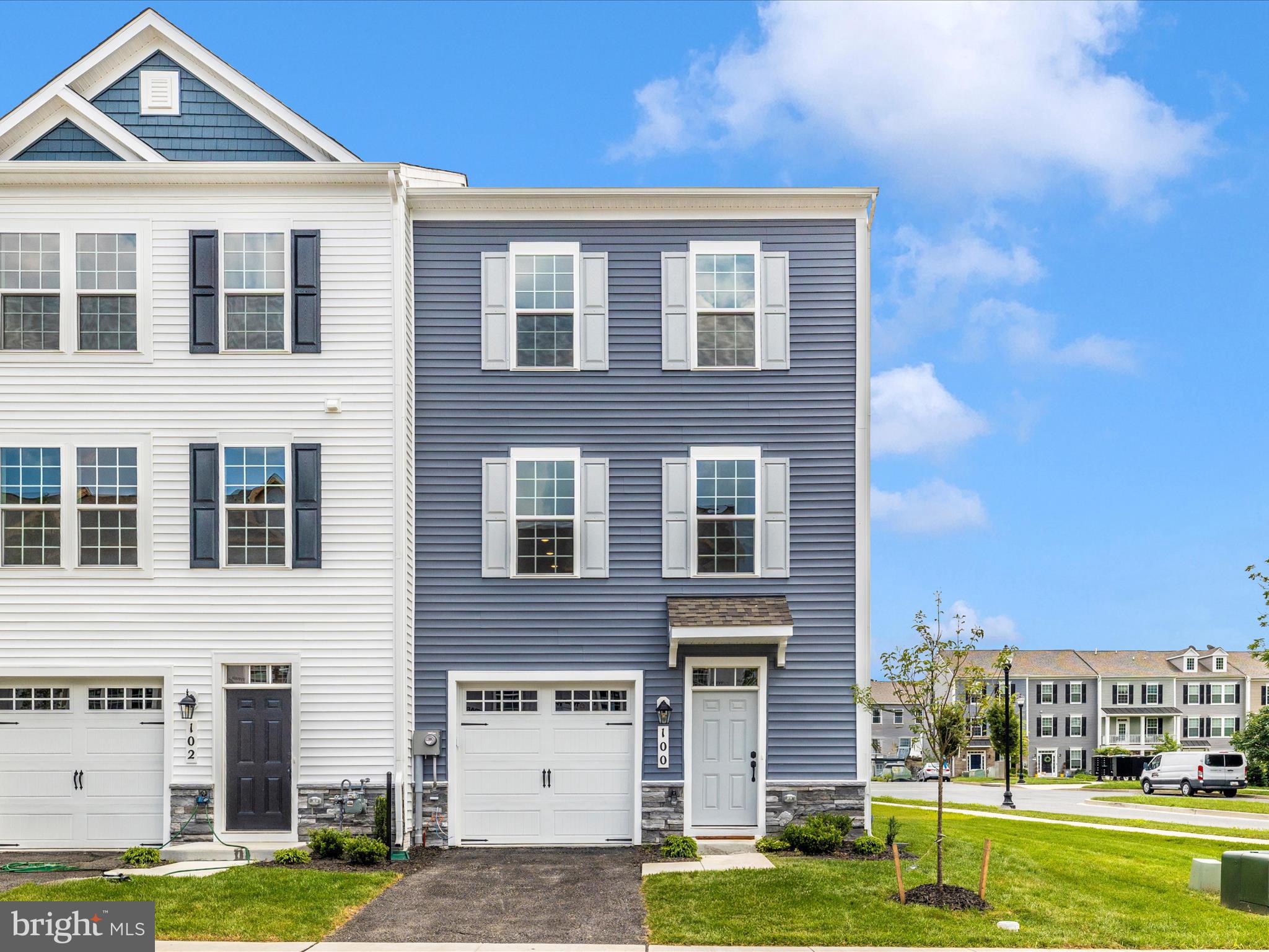 SPRING BANK - Residential