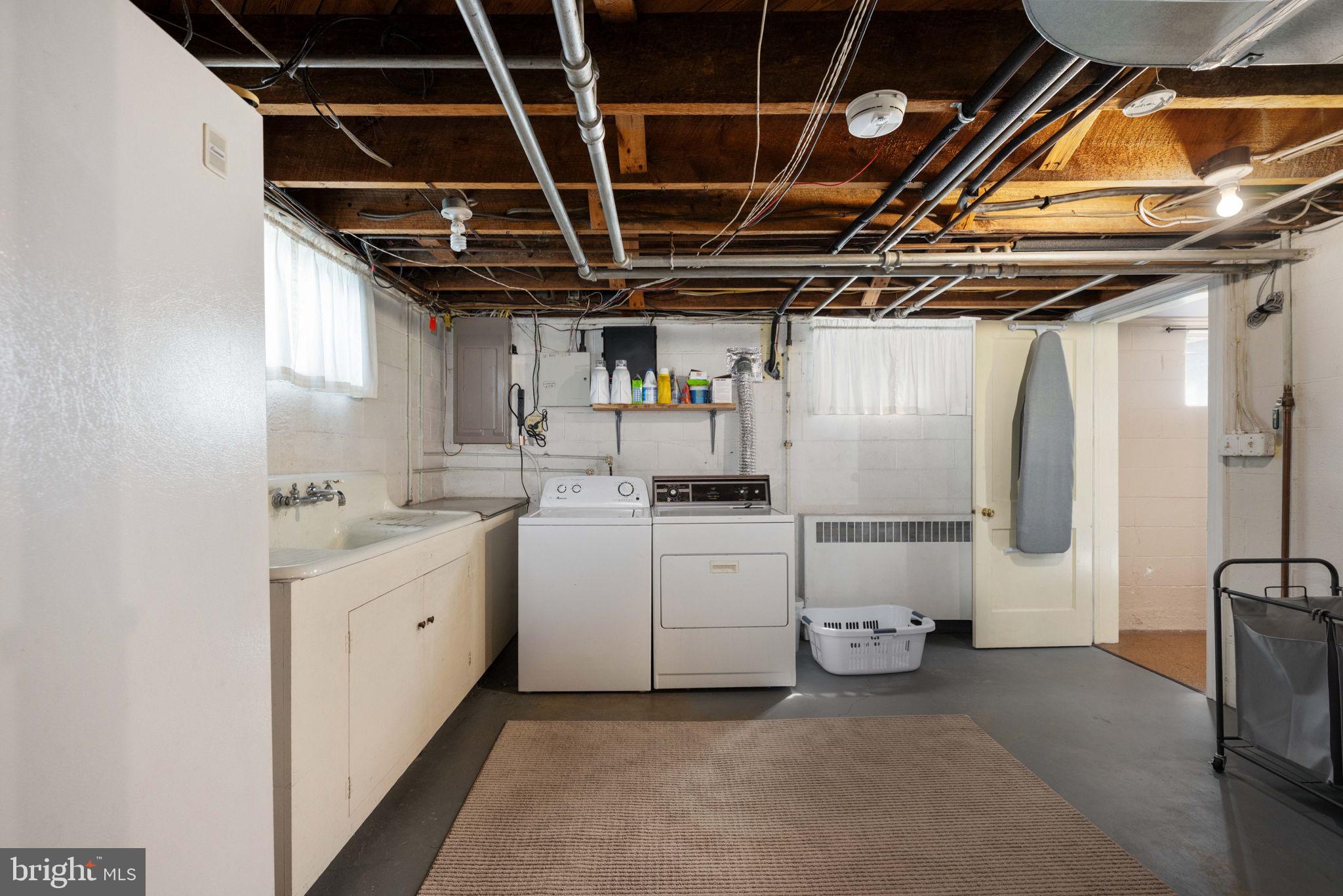 DOWNTOWN FREDERICKSBURG - Residential