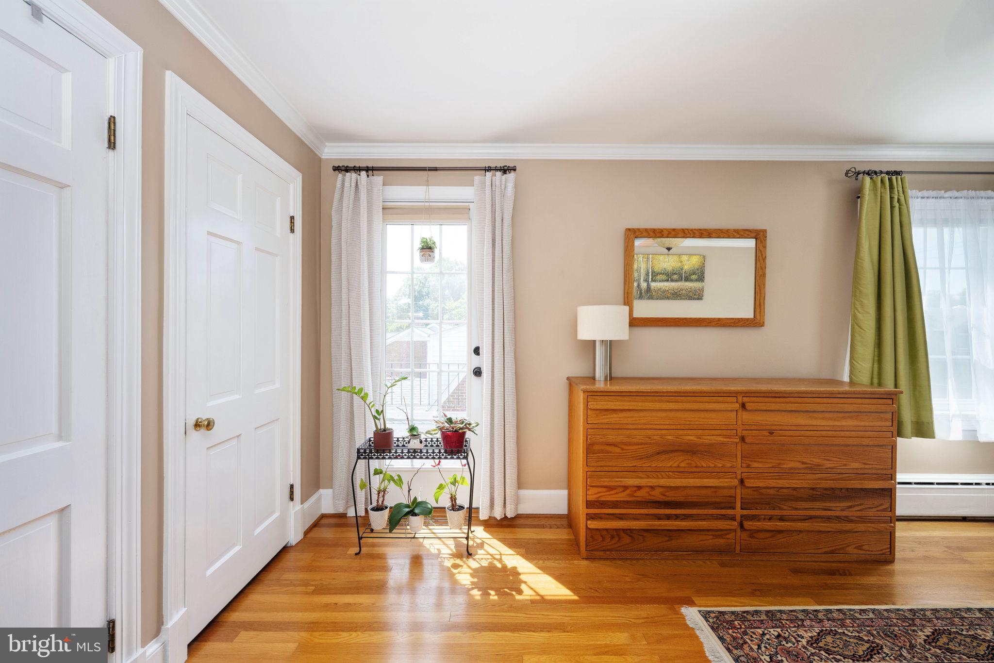 DOWNTOWN FREDERICKSBURG - Residential