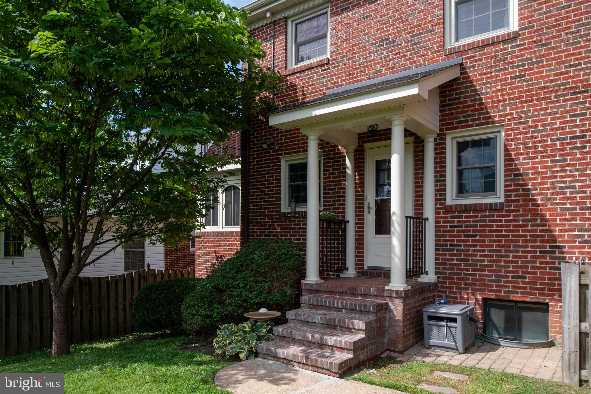 DOWNTOWN FREDERICKSBURG - Residential