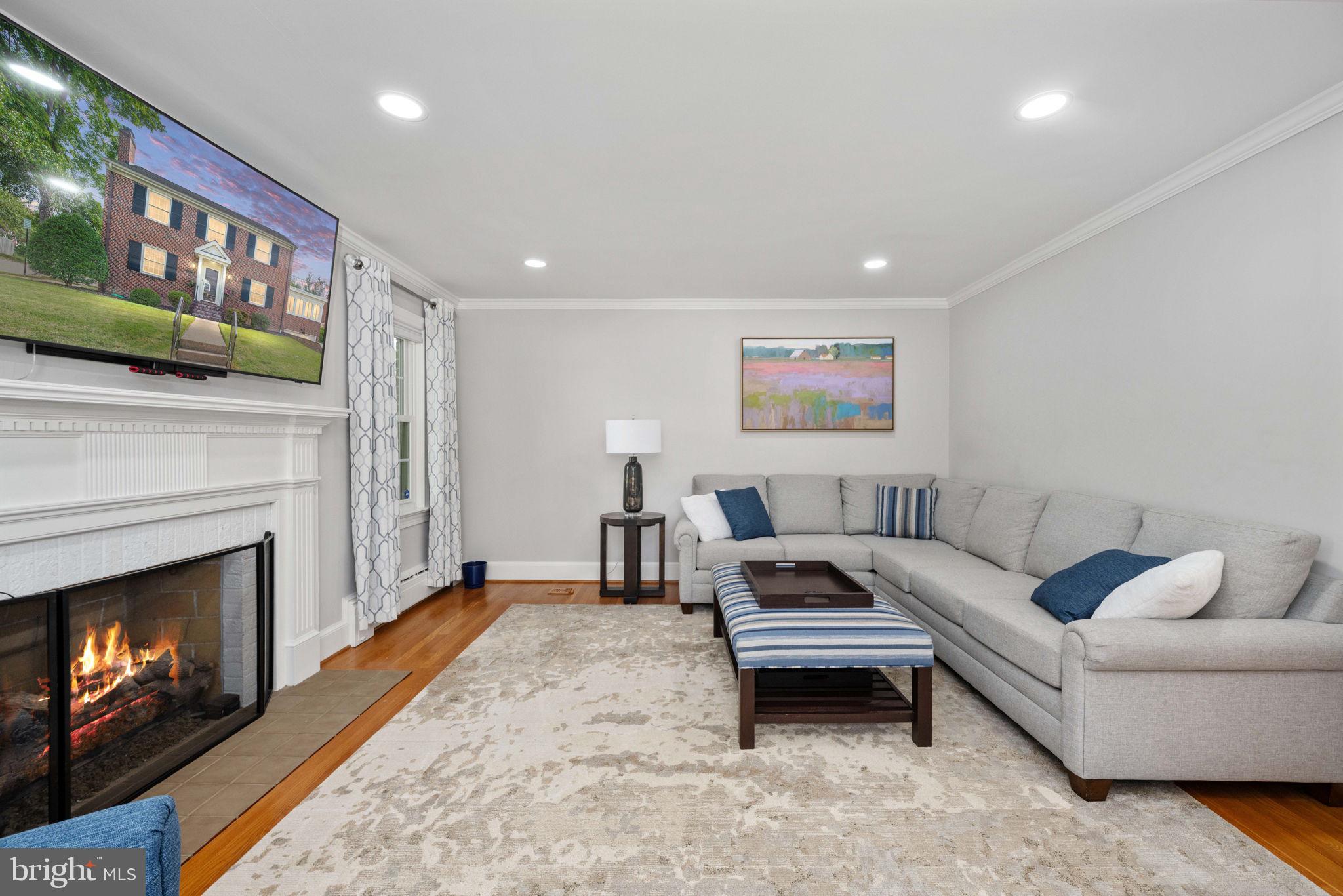 DOWNTOWN FREDERICKSBURG - Residential