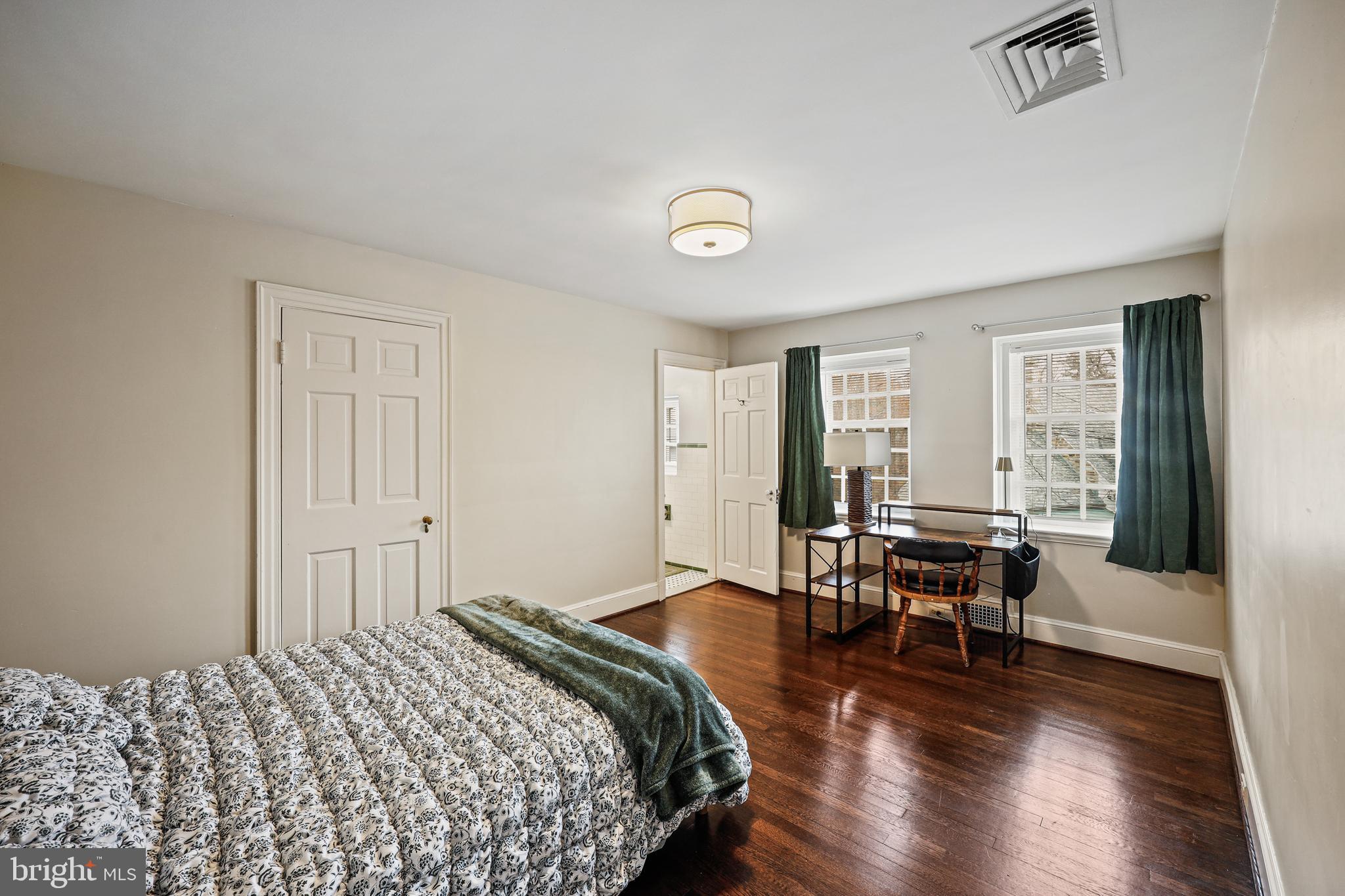 GREATER HOMELAND HISTORIC DISTRICT - Residential Lease