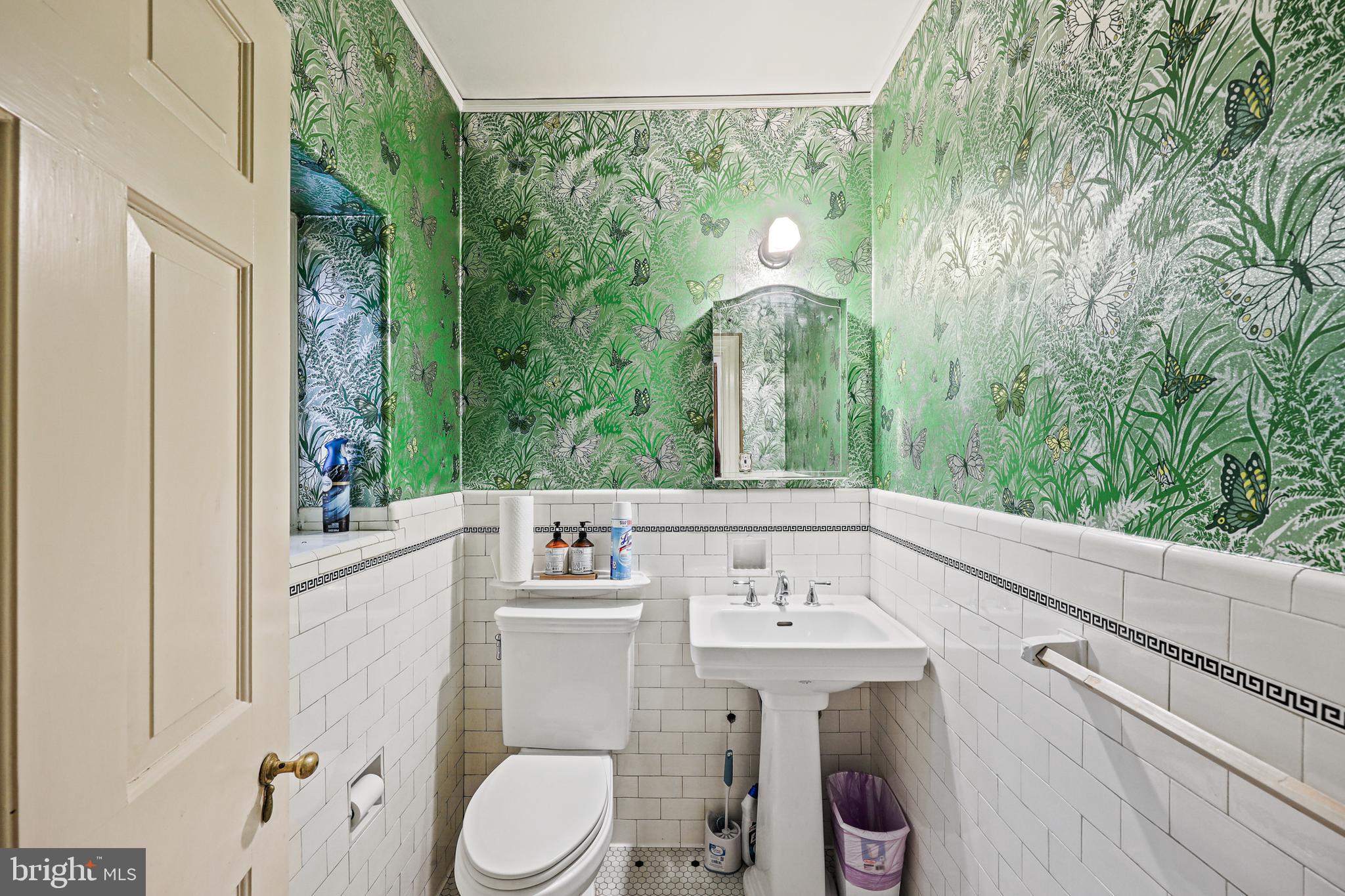 GREATER HOMELAND HISTORIC DISTRICT - Residential Lease