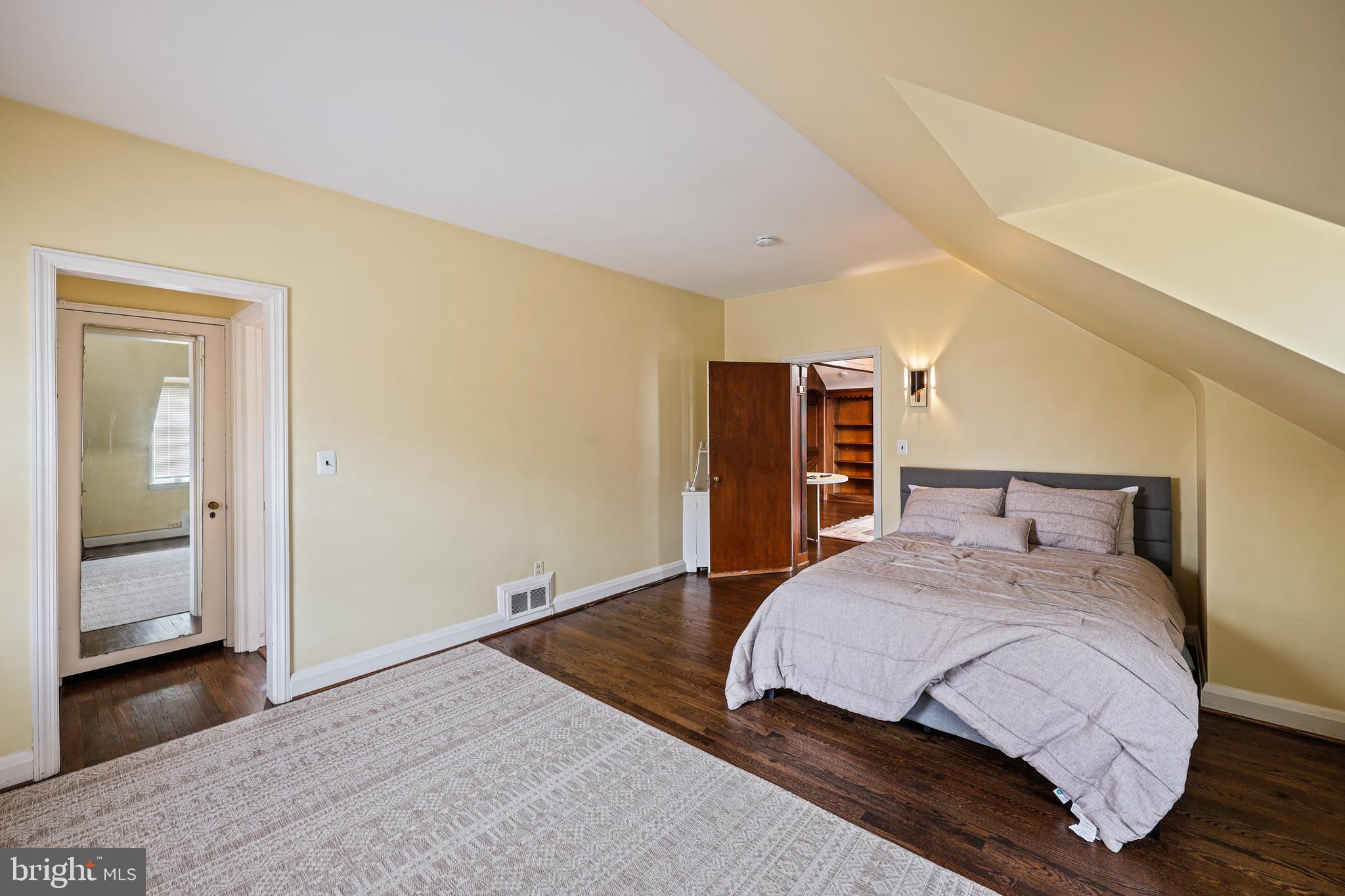 GREATER HOMELAND HISTORIC DISTRICT - Residential Lease