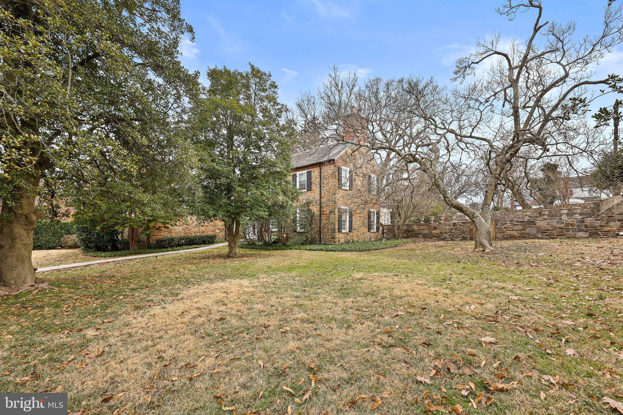 GREATER HOMELAND HISTORIC DISTRICT - Residential Lease